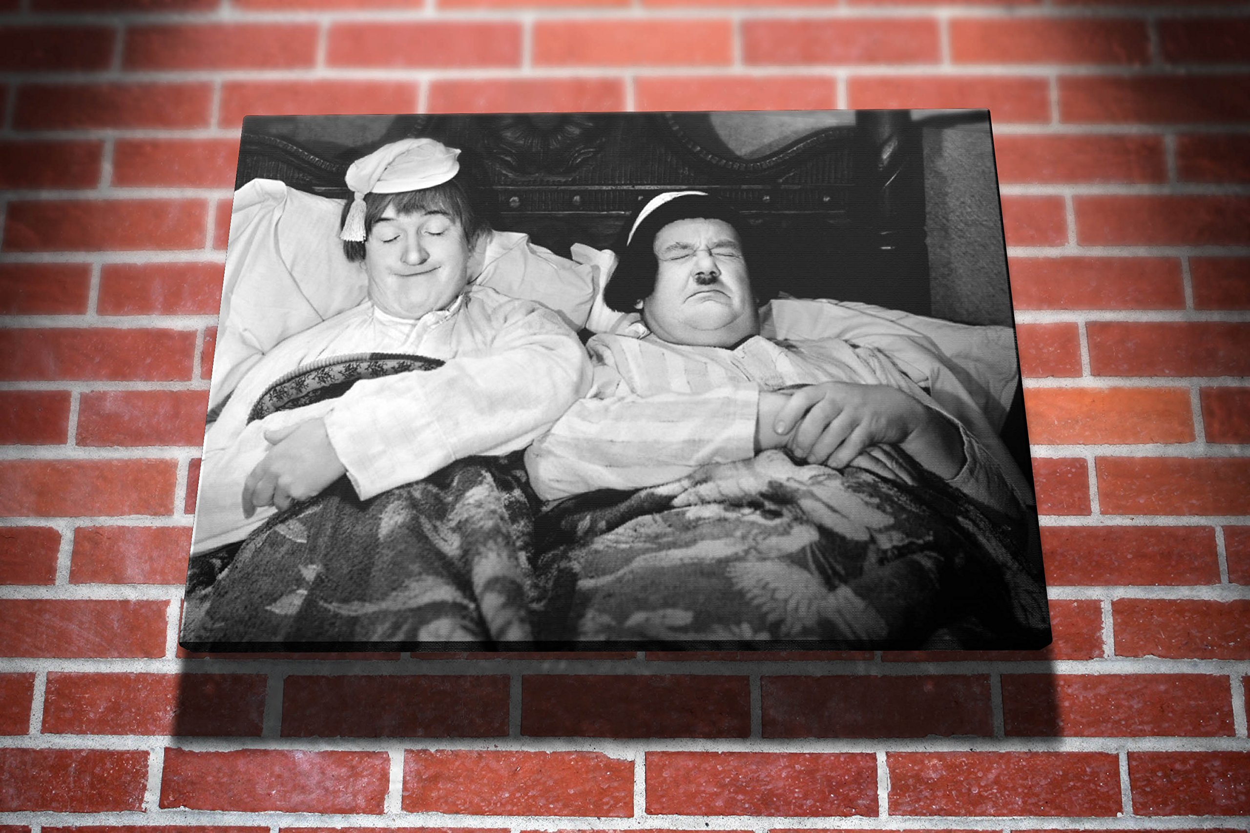 Laurel and Hardy Comedy Double Act Gallery Framed Canvas Art Picture Print