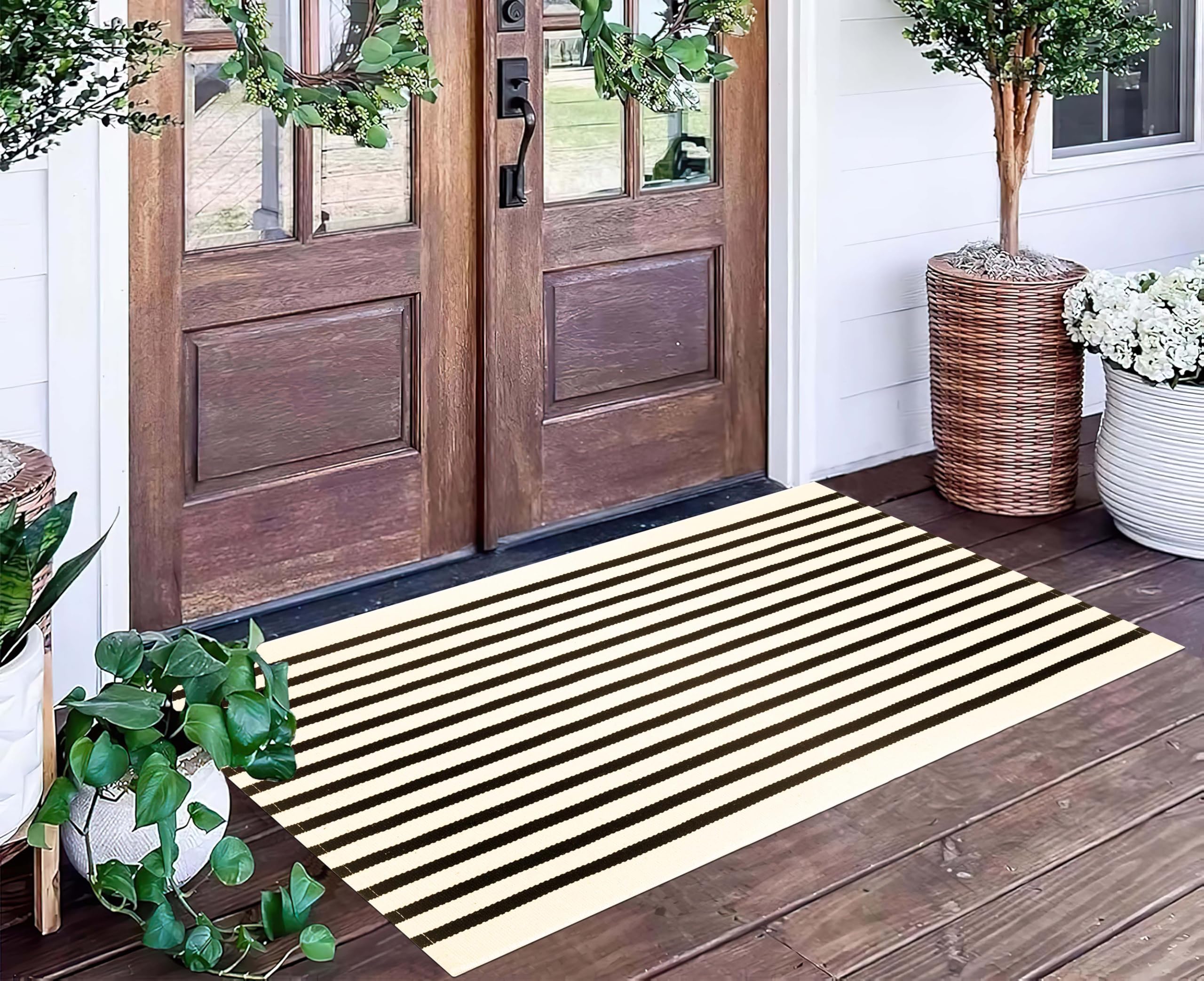 Tapis d'extérieur rayé Noir et Beige 60 x 130 cm, Lavable en Machine, pour
