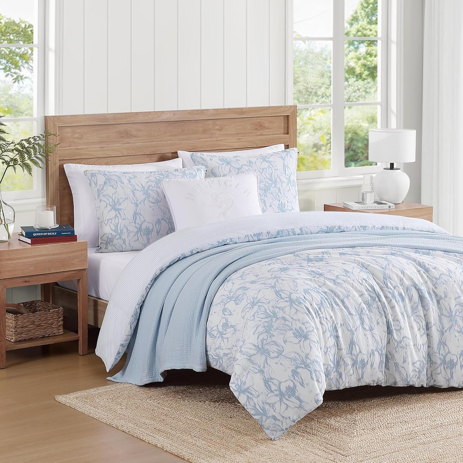 Tommy Hilfiger - Comforter Set, Luxuriously Soft Cotton Slub Bedding with Matching Shams, Abstract Inspired Design (Ethereal Floral Blue, Full/Queen)