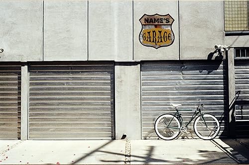 Miniatura 4 de Letreros de metal personalizados con escudo retro personalizado, decoración de pared, diseño de texto para garaje, regalo creativo, plato de 12 x 12