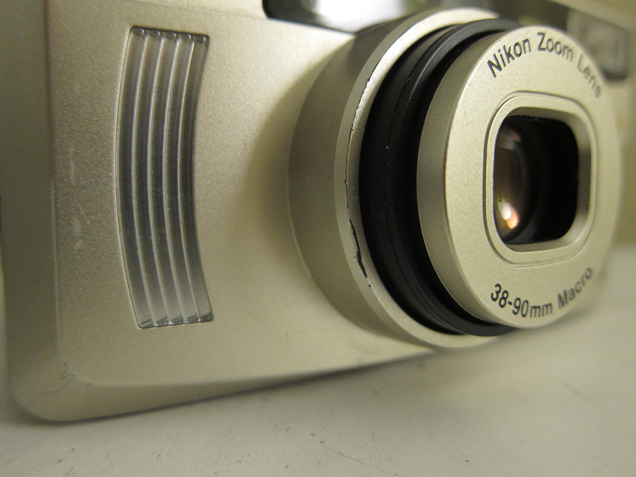 Amazon.com : Nikon One Touch 90s QD Zoom Date 35mm Camera