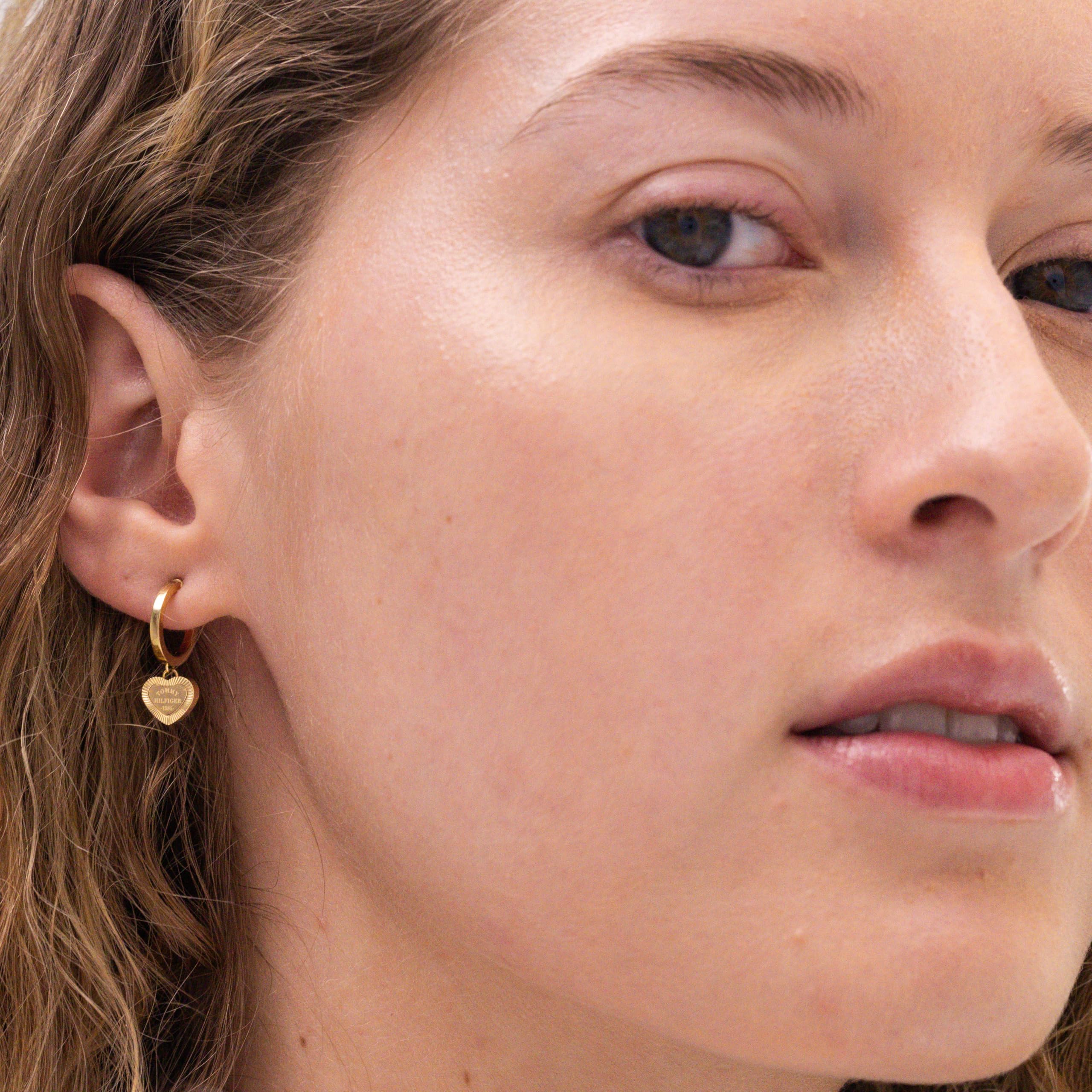 Tommy Hilfiger 2781014 - Pendientes de aro para mujer de acero inoxidable con baño de oro amarillo