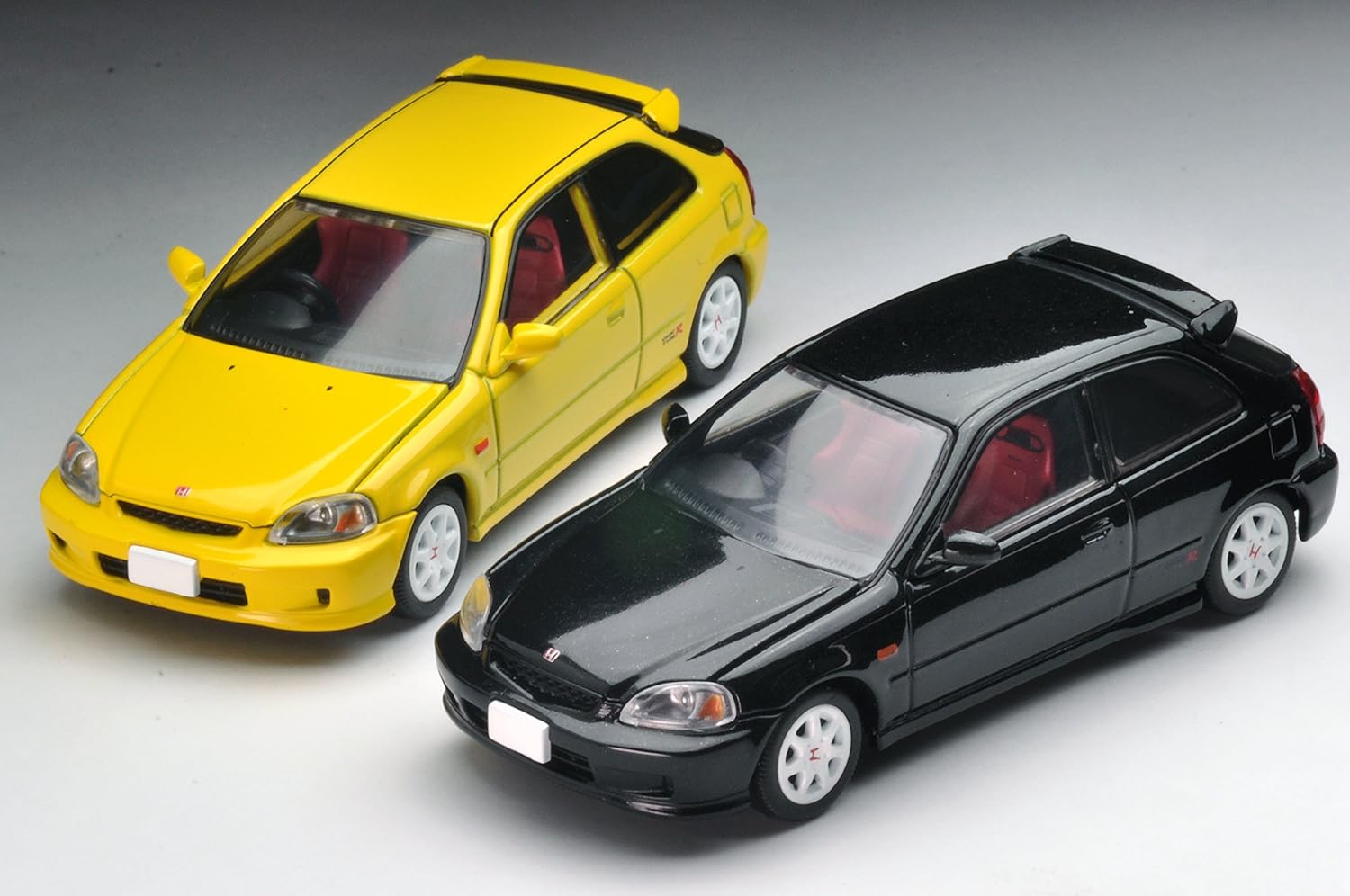 Tomica Limited Vintage Neo 1/64 Lv-N165B Civic Type R 99 year