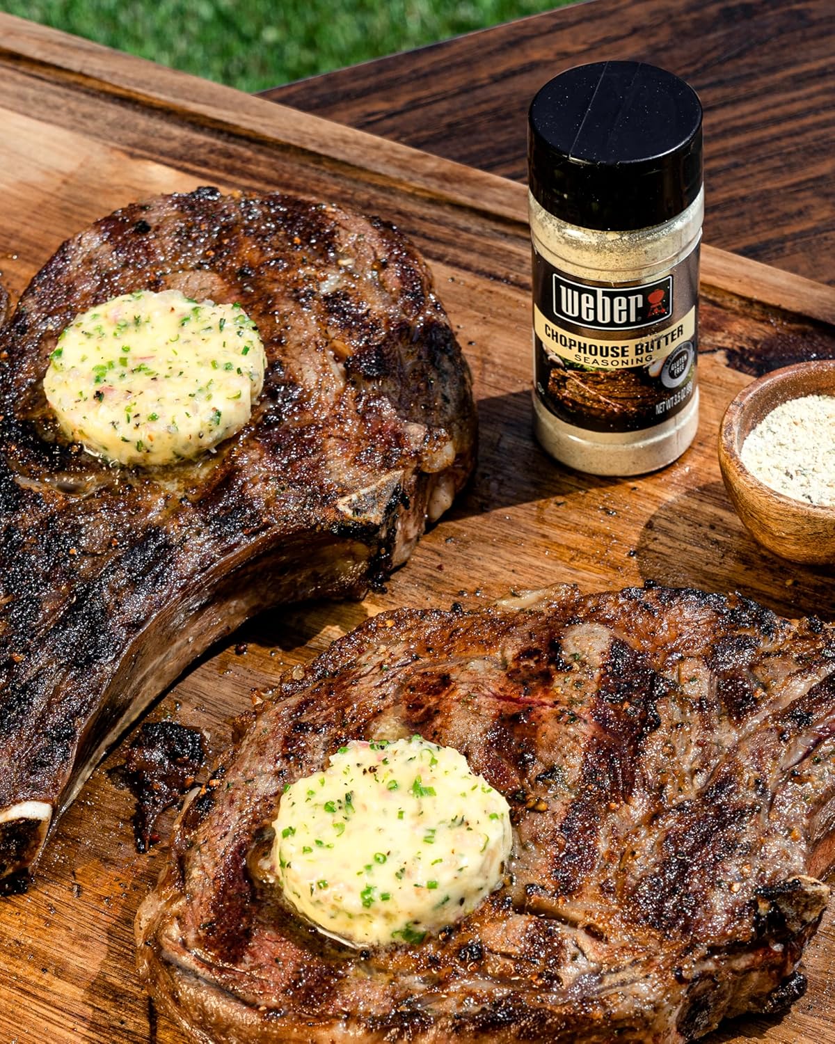 Weber Restaurant Favorites Grilling Spice Set with Roasted Garlic & Herb, Kick'n Chicken, Chophouse Butter, and Flavor Bomb Burger Seasonings