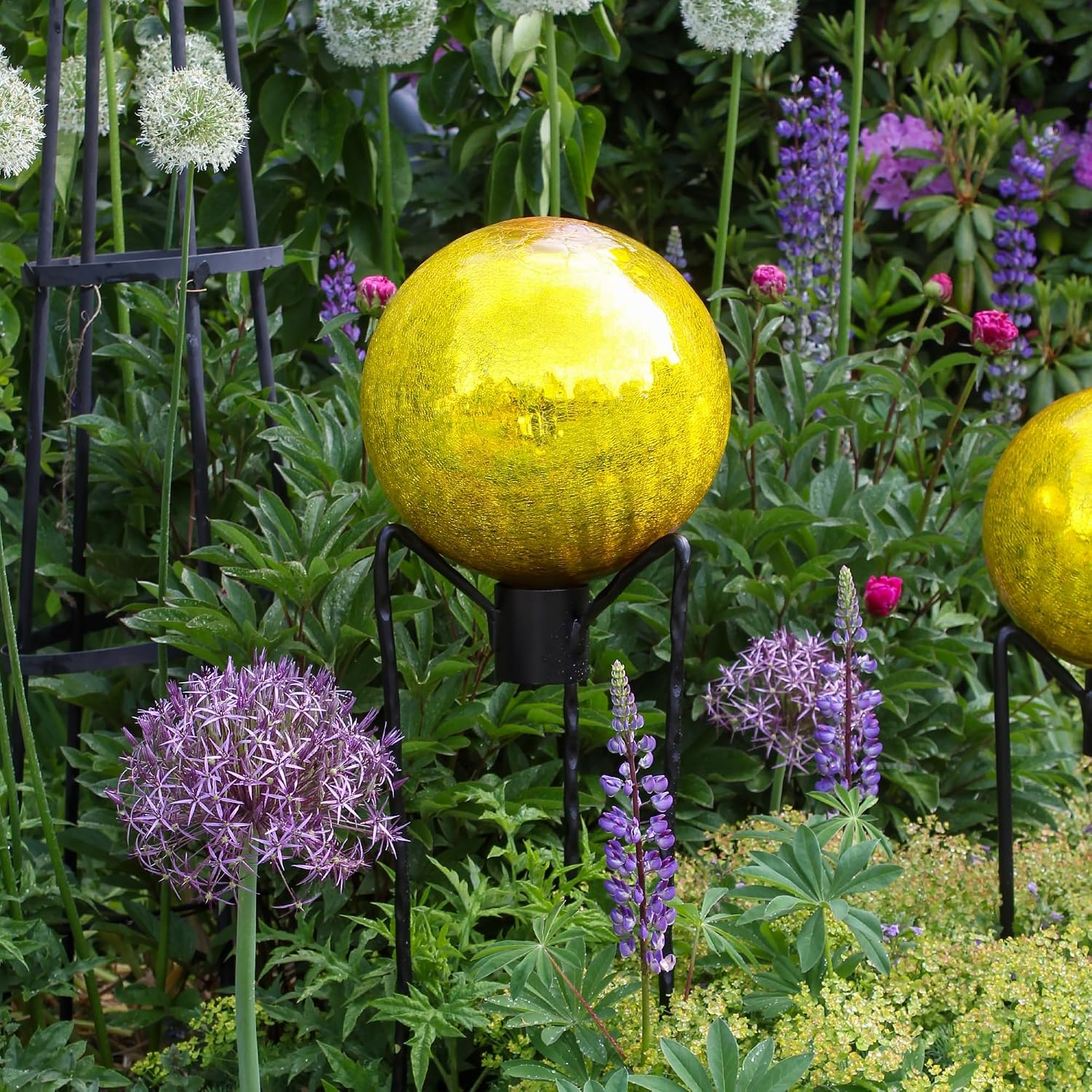 12" Gazing Globe, Lemon Drop