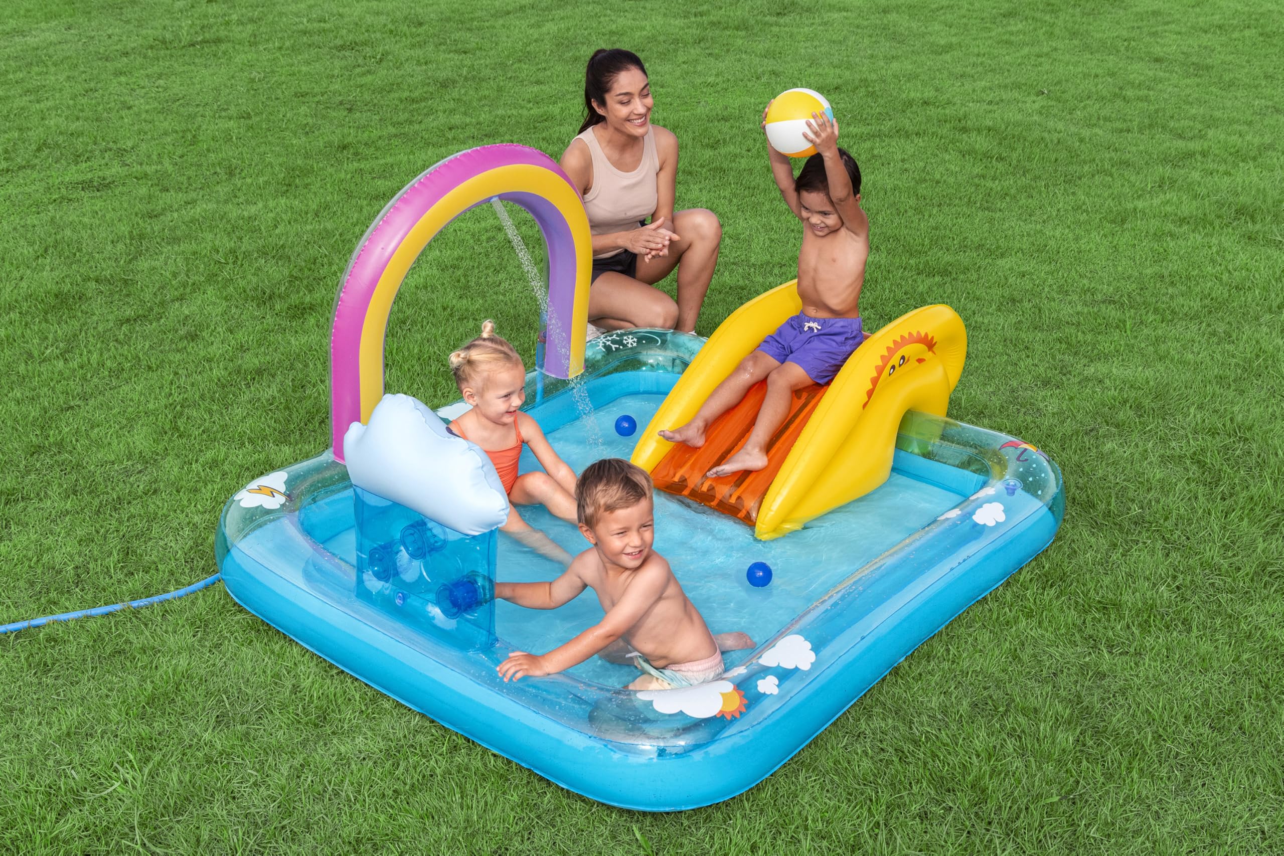Bestway Wasserspielcenter Regenbogen 188x150x89 cm – Aufblasbarer Kinderpool mit Wasserrutsche & Sprinkler, Planschbecken 189 L, Robustes PVC, ab 2 Jahren, für 3 Kinder Sommer Garten