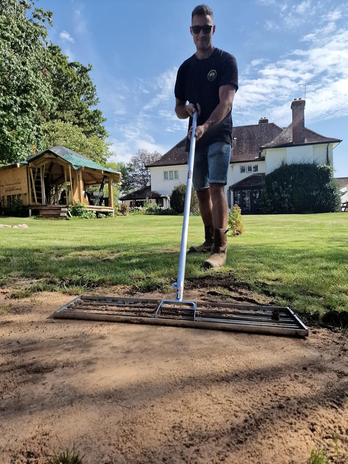 BMS Levelawn Lawn Levelling Rake 38" x 10" – Stainless-Steel Head, 72" Aluminium Handle – Heavy-Duty Yard Leveler for Soil, Sand, Topdressing & Golf-Green Lawns