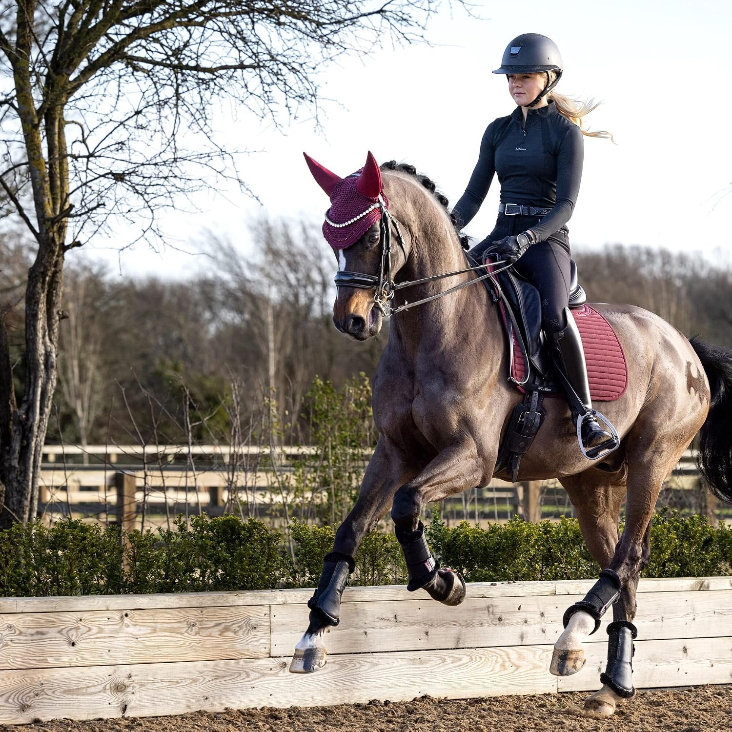 LeMieux Soft Shell Anti Slip Dressage Square - Saddle Stability, Grip & Comfort - Breathable
