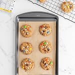 Wilton Cookie Sheet, Perfect Results, Non Stick, 38.7cm x 26cm (15.25in x 10.25in), Silver