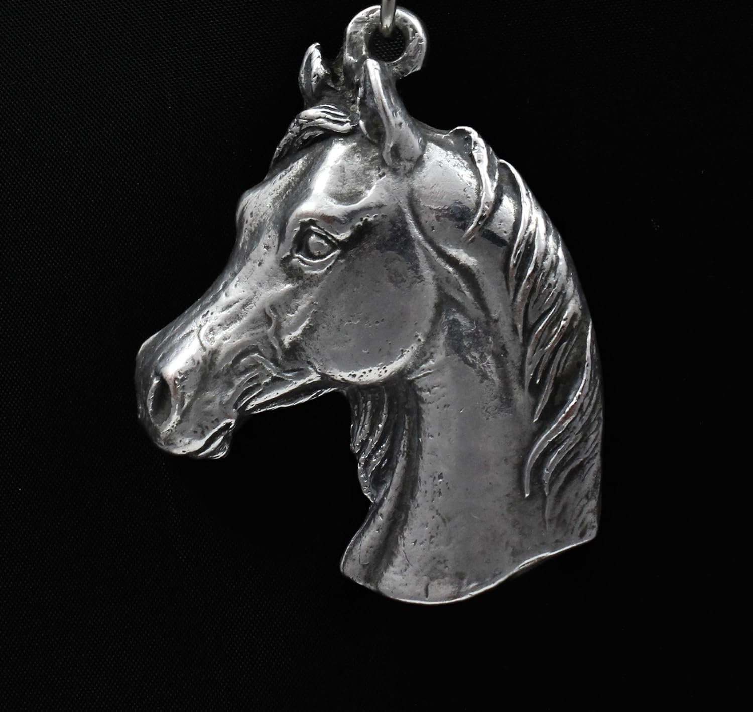 Art-Dog Dog Silver-Plated Pendant on a Leather Strap - Dog Necklace in Elegant Case – Silver Dog Necklaces for Men and Women – Dog Breeds Jewelry – Arabian Horse