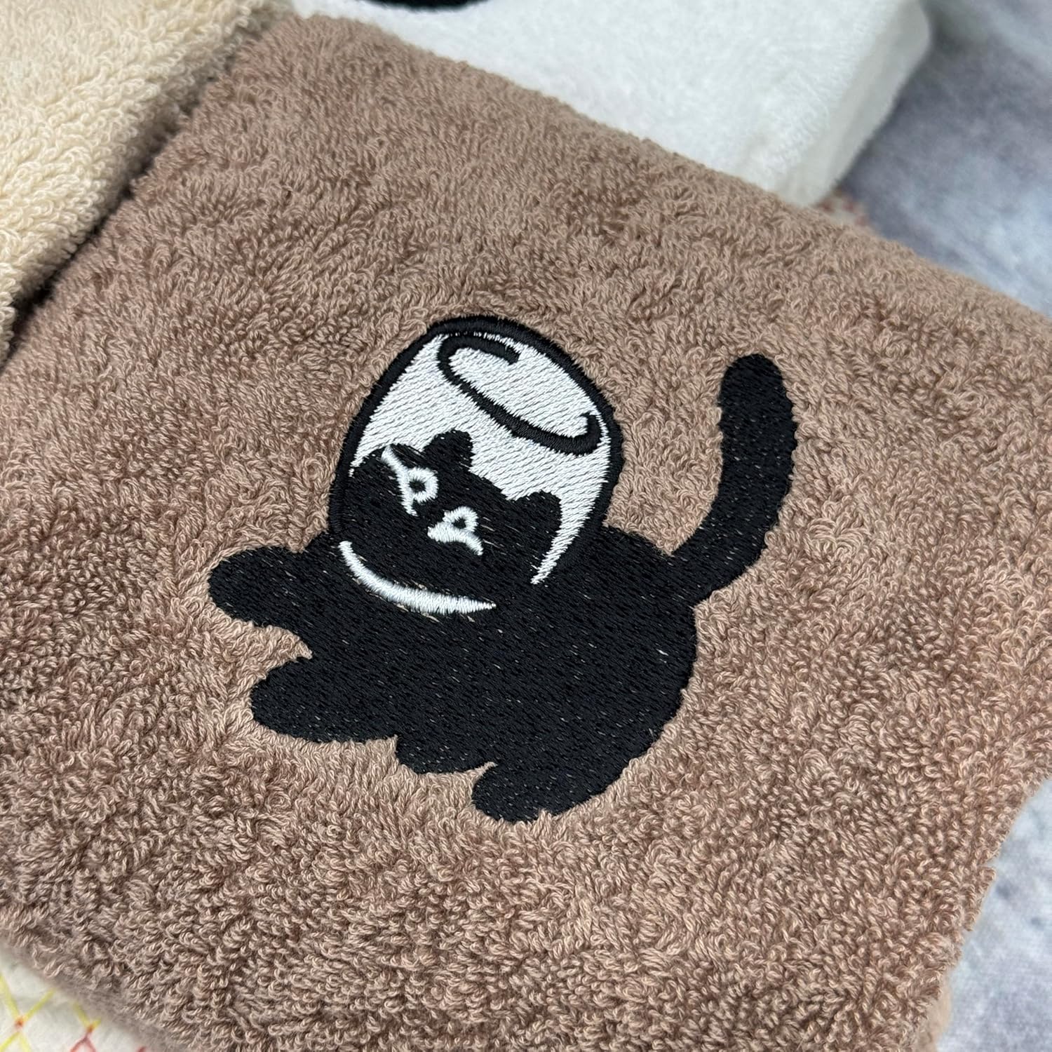 3Pcs 100% Cotton Embroidered Decorative Hand Towels, Black Cat Soft Absorbent Towels for Bathroom & Kitchen, Cute Cat Bathroom Decor Towels, Cats Gifts for Women, 15.75 x 31.5 Inches