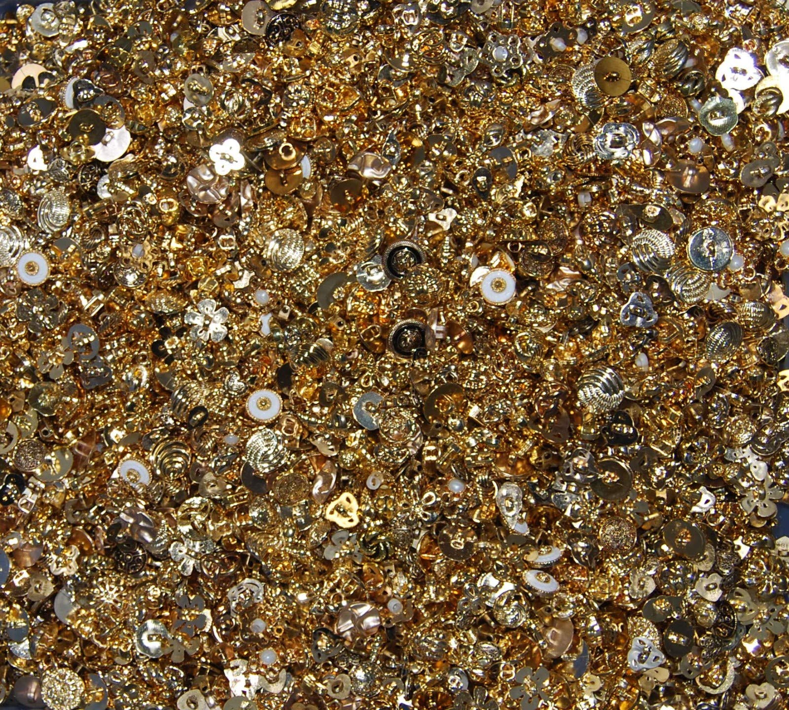 celloexpress Pack of 100g SMALL SHINY GOLD - Mixed Sizes of SMALL SHINY Gold Buttons for Sewing and Crafting