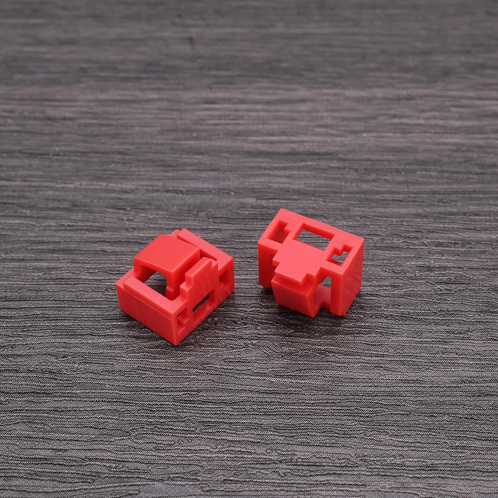 24 pezzi RJ45 Port Lock RJ45 Port/Dust Blocker RJ45 Dust Cover Cap Ethernet LAN Hub Anti Dust Cover Cap Cap Blockout Protector con 2 chiavi di rimozione, rosso