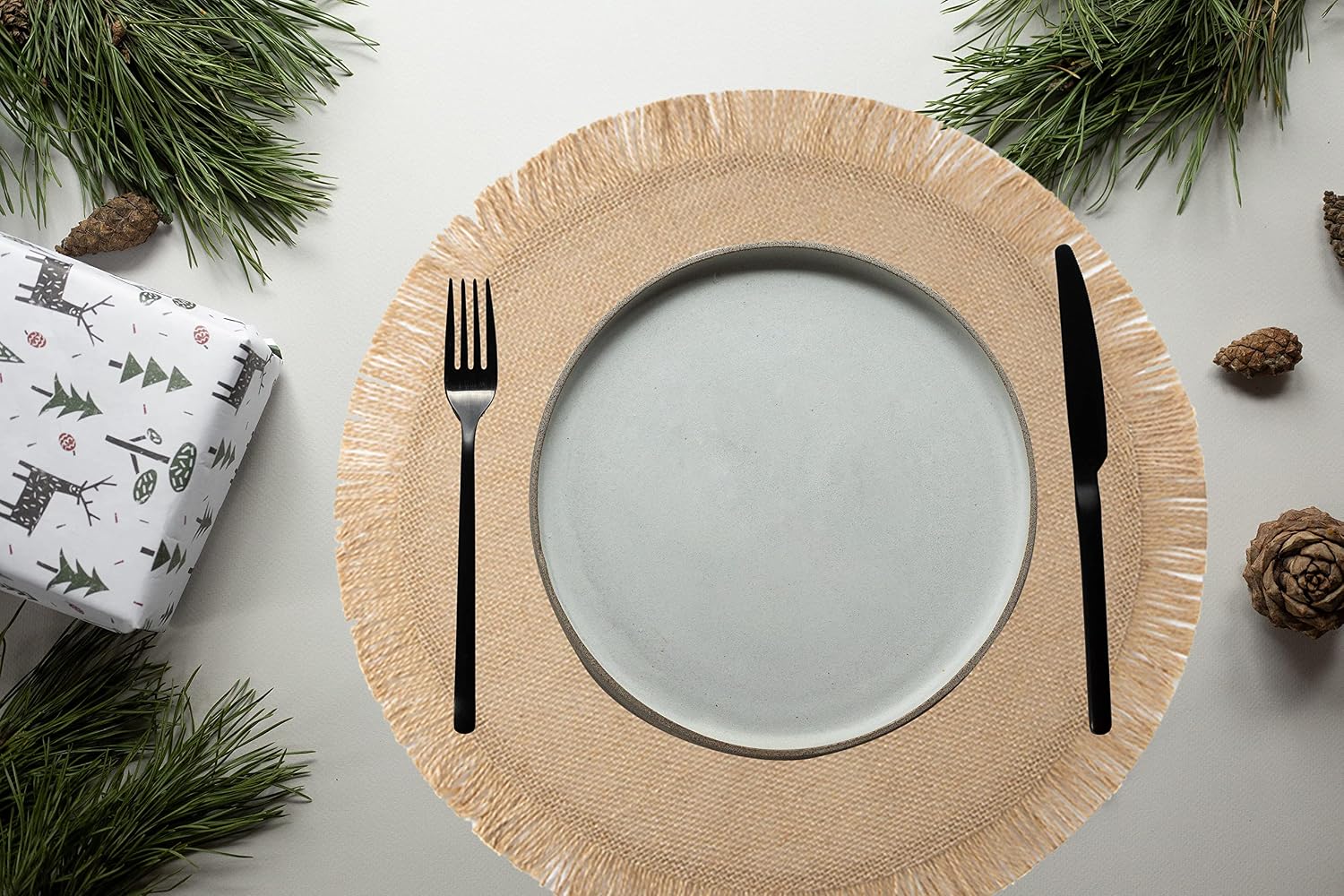 Thanksgiving Placemats Set of 8 Decorations, Burlap Round Place Mats Table Decor - Boho Natural Jute with Fringe Table Mats for Thanksgiving Party, Rustic Farmhouse Table Indoor & Outdoor