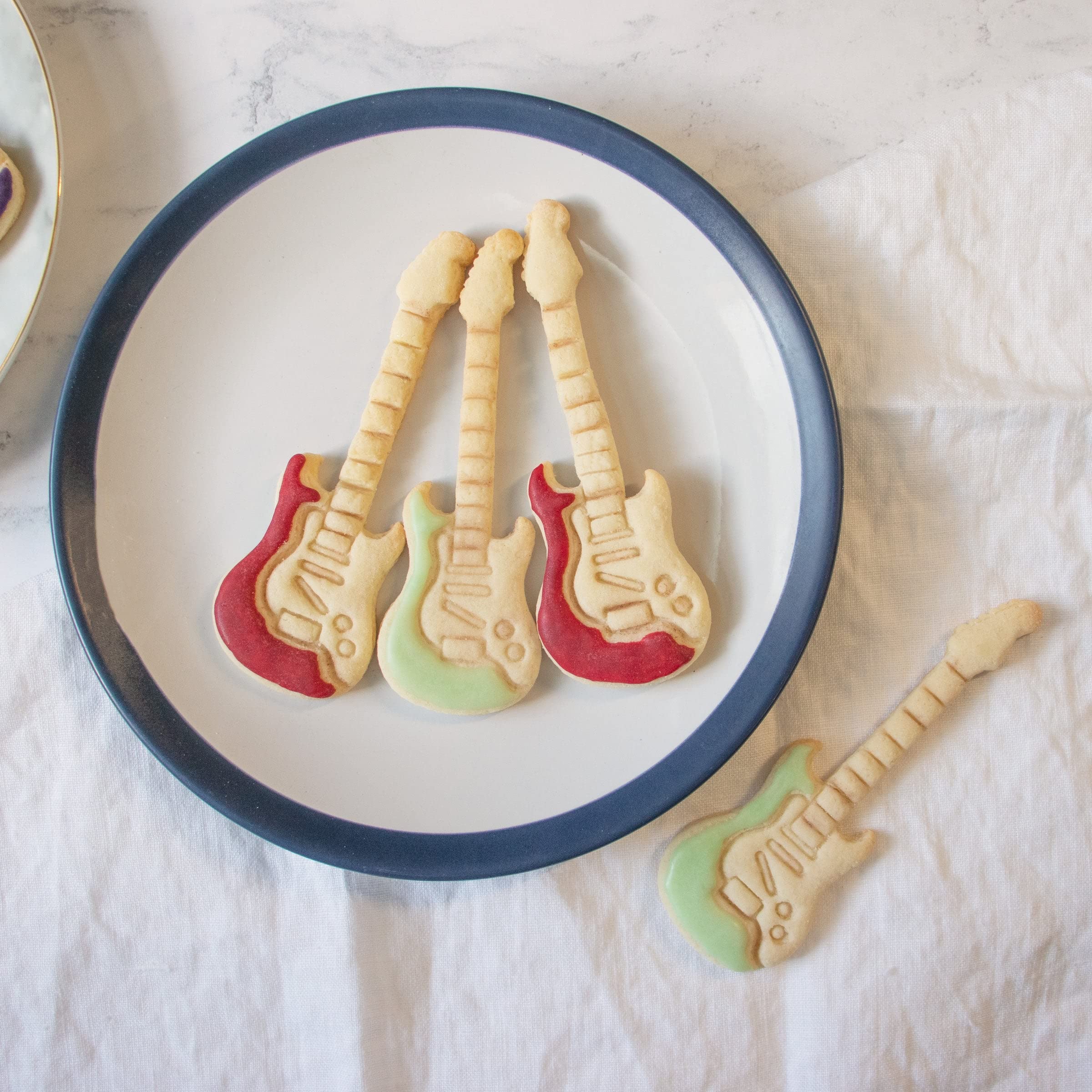 ensemble de 3 emporte-pièces pour guitare (motifs: acoustique, électrique, basse), 3 pièces