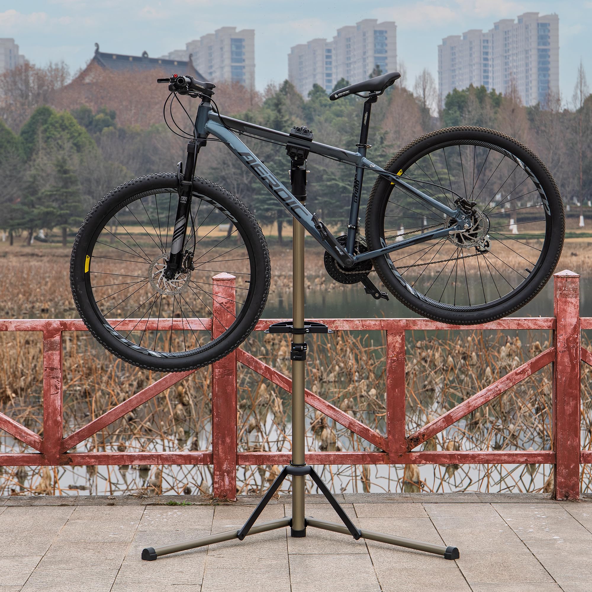 Fahrrad Montageständer – Höhenverstellbar, 360° drehbar, bis 40 kg Tragkraft – Klappbar E-Bike Reparaturständer für MTB, Rennrad, E-Bike und Fat-Tire-Bikes