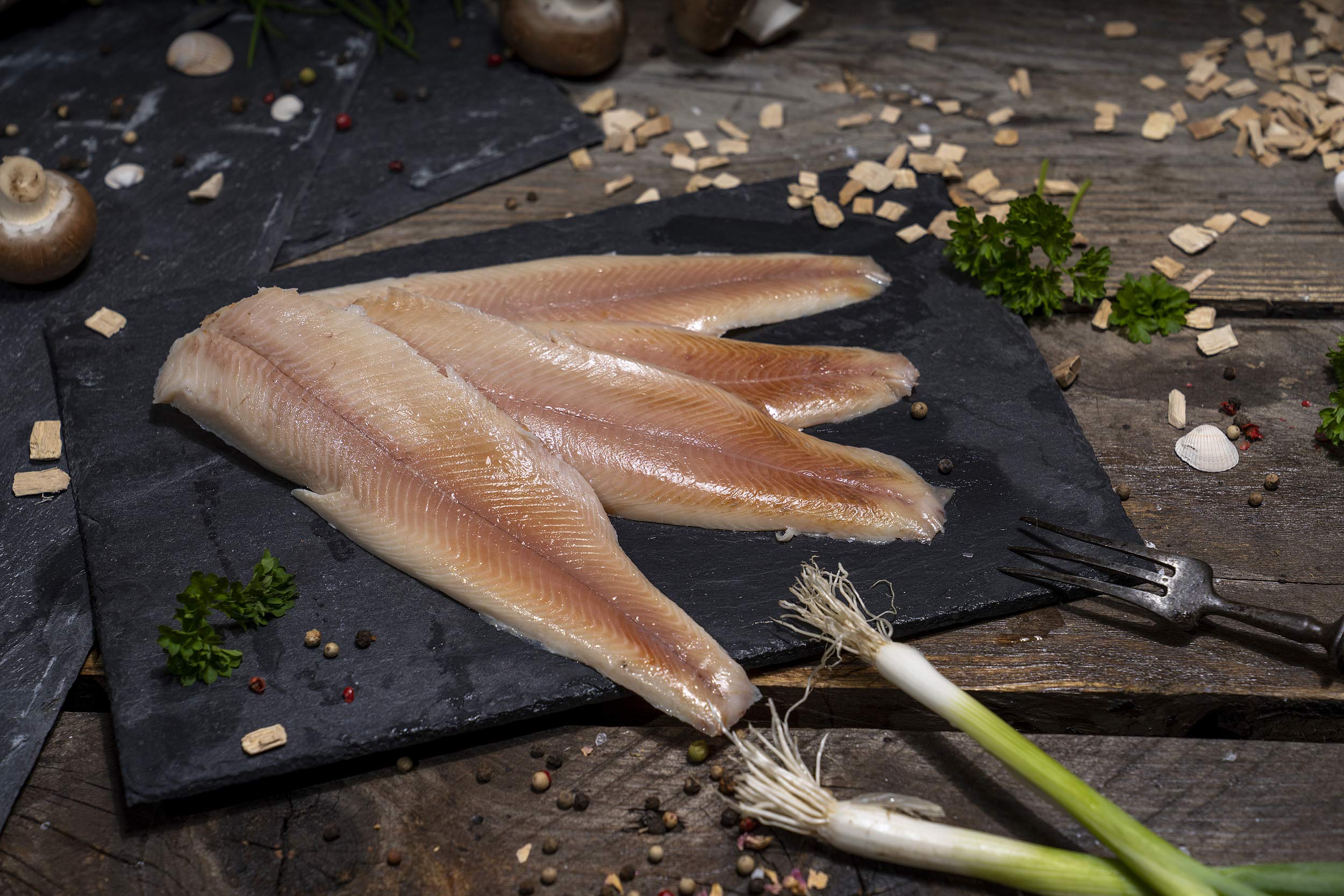 GreetFish Forellenfilet, über Buchenrauch geräuchert, Forelle grätenfrei filetiert, 200g (3 Stück)