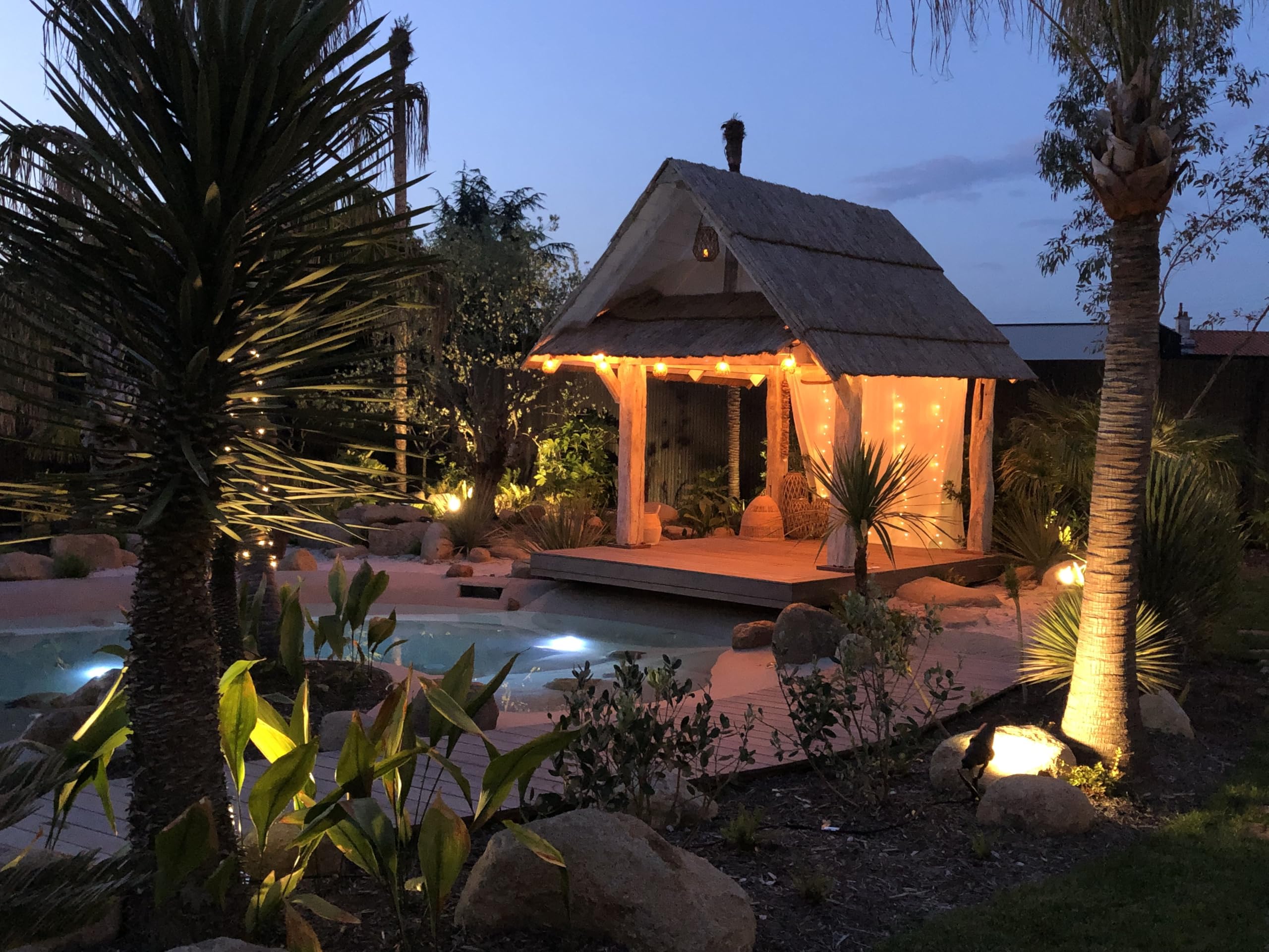LED Gartenstrahler 6,5 W 230V Schwarz mit Erdspieß