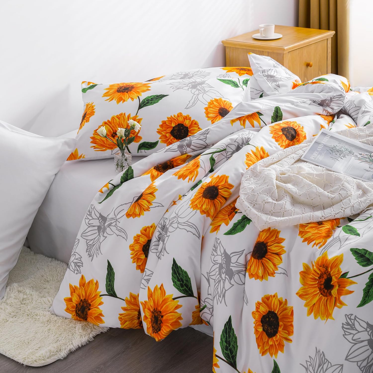 NTBAY Microfiber Twin (68" x 90") Duvet Cover Set, 2 Pieces (1 Duvet Cover+1 Pillowcase) Ultra Soft Sunflower Printed Comforter Cover Set with Zipper Closure, White