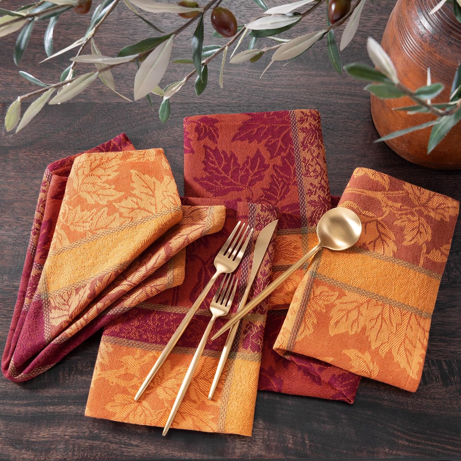 Maplewood Jacquard Harvest Cotton Napkins, Set of 8, Multicolor - 17" W x 17" L
