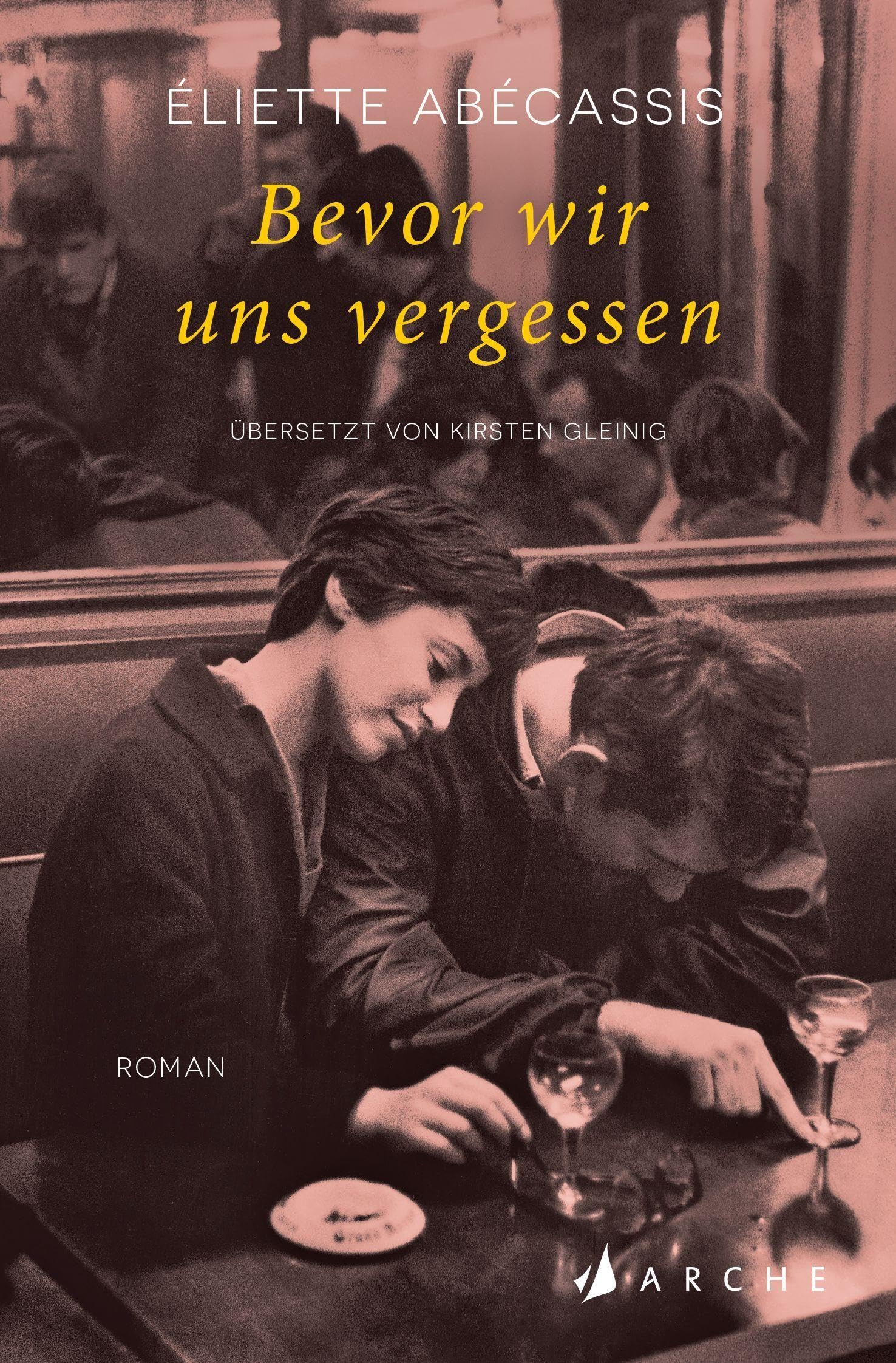 Bevor wir uns vergessen: Roman