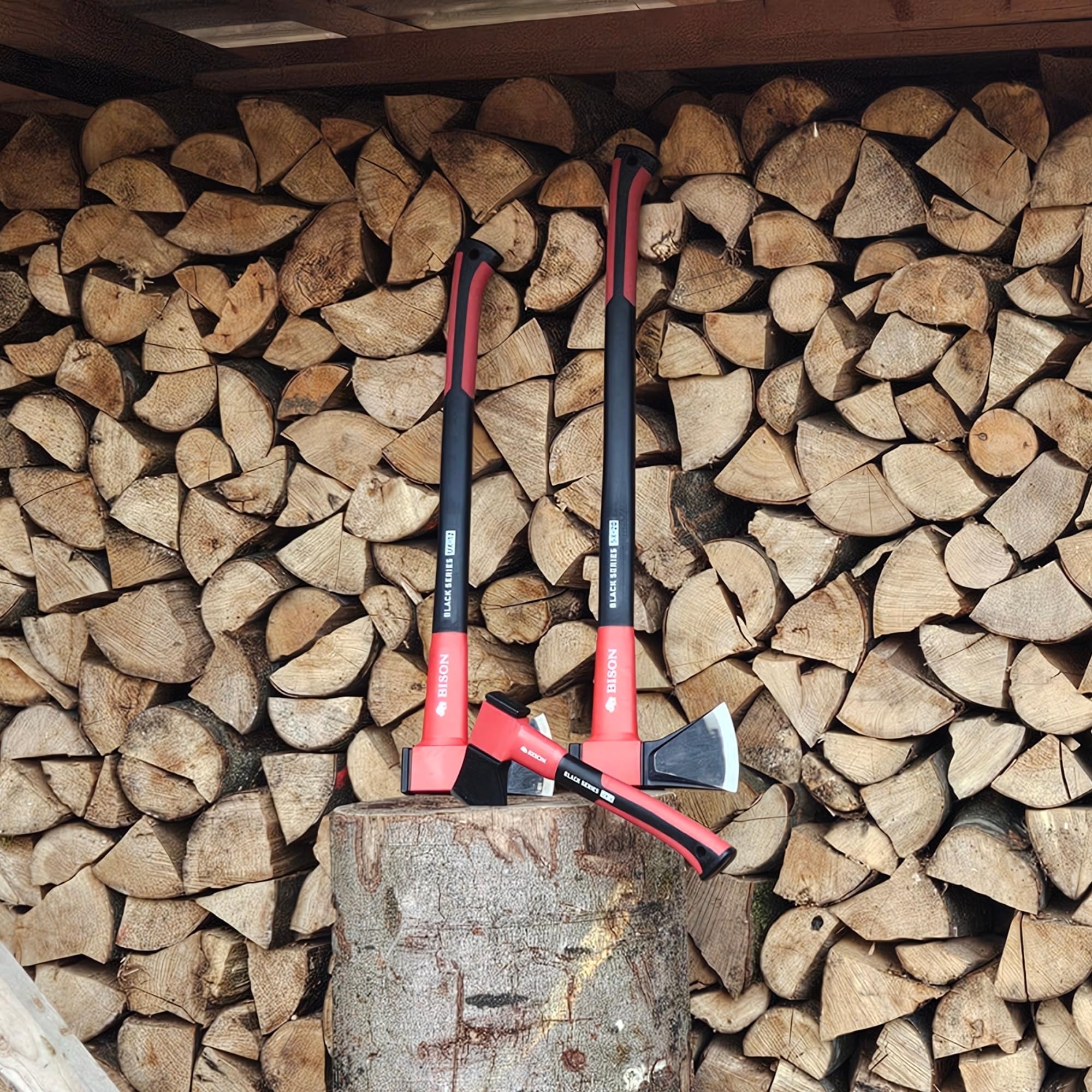 Bison Black Series UX6 Universalbeil – Kompaktes Beil mit Glasfaserstiel, kraftvoll & vielseitig, Forst-, Garten- & Campingbeil, ideal für Anmachholz & Brennholz