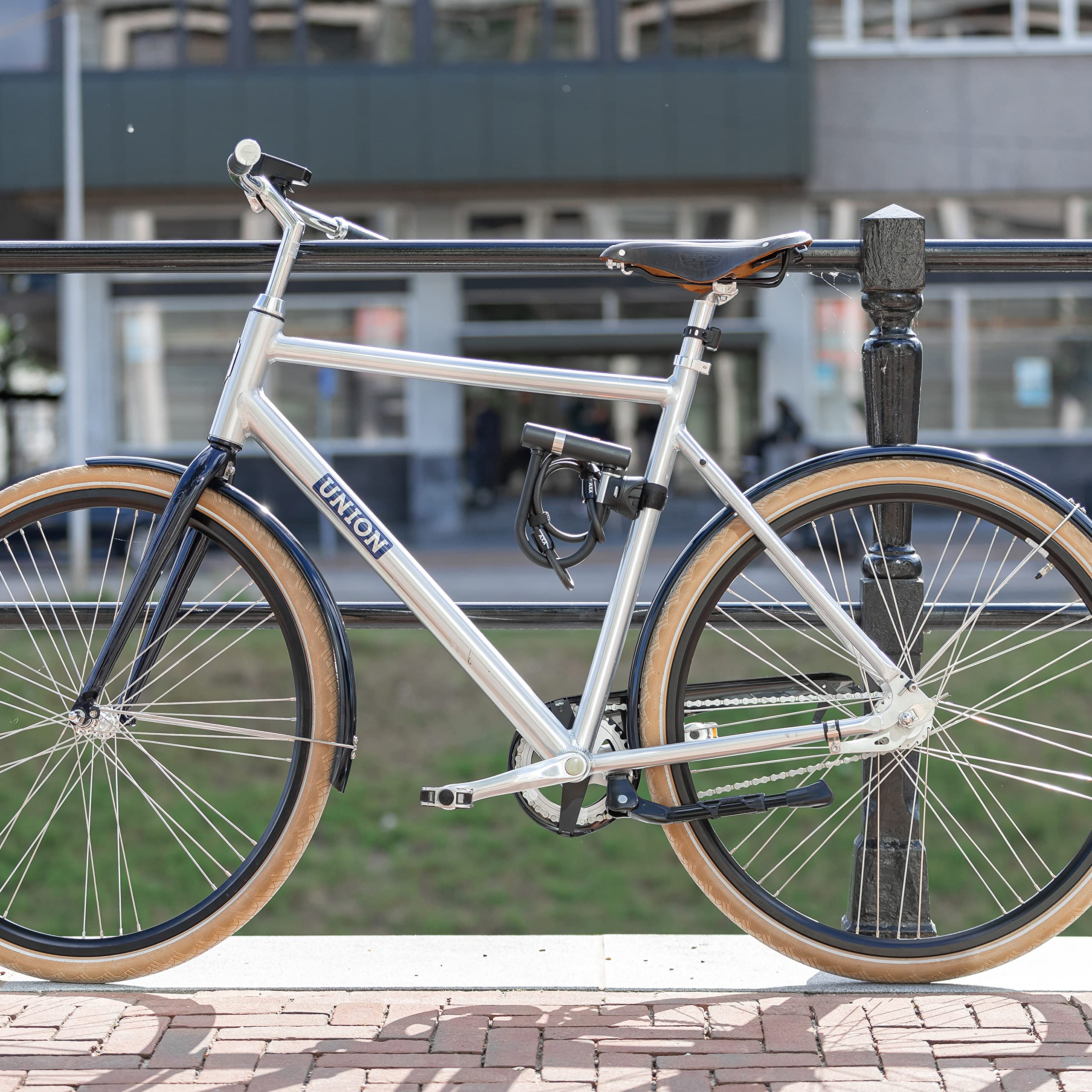 AXA Newton Pro Mini Antivol U avec câble de 100 cm, Cadenas pour vélo et trottinette, Vélo électrique, Extra robuste, Sécurité 15 sur 15, 100 cm x 17 mm