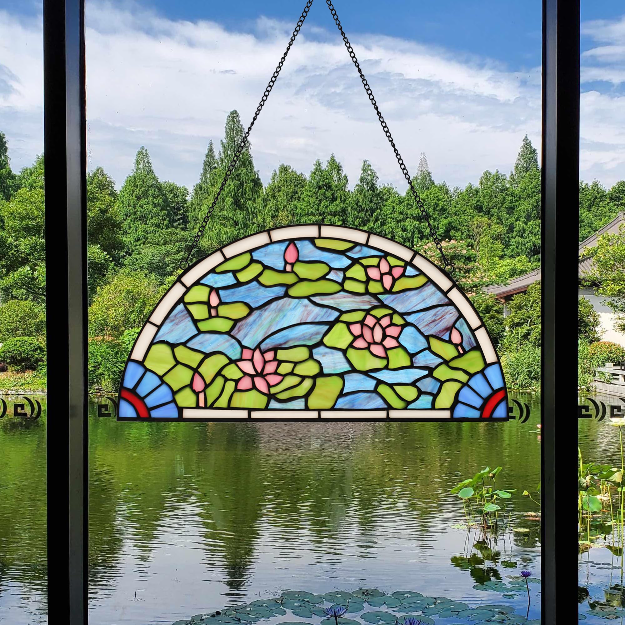 YOURANJU Halbmond-Buntglas-Fensterdekoration, Tiffany-Stil, 40,6 x 20,3 cm, halbrund, Einweihungsgeschenk, Wohnzimmer, Schlafzimmer, Küche, Fenster, dekorative Behänge mit Kette (Lotus)