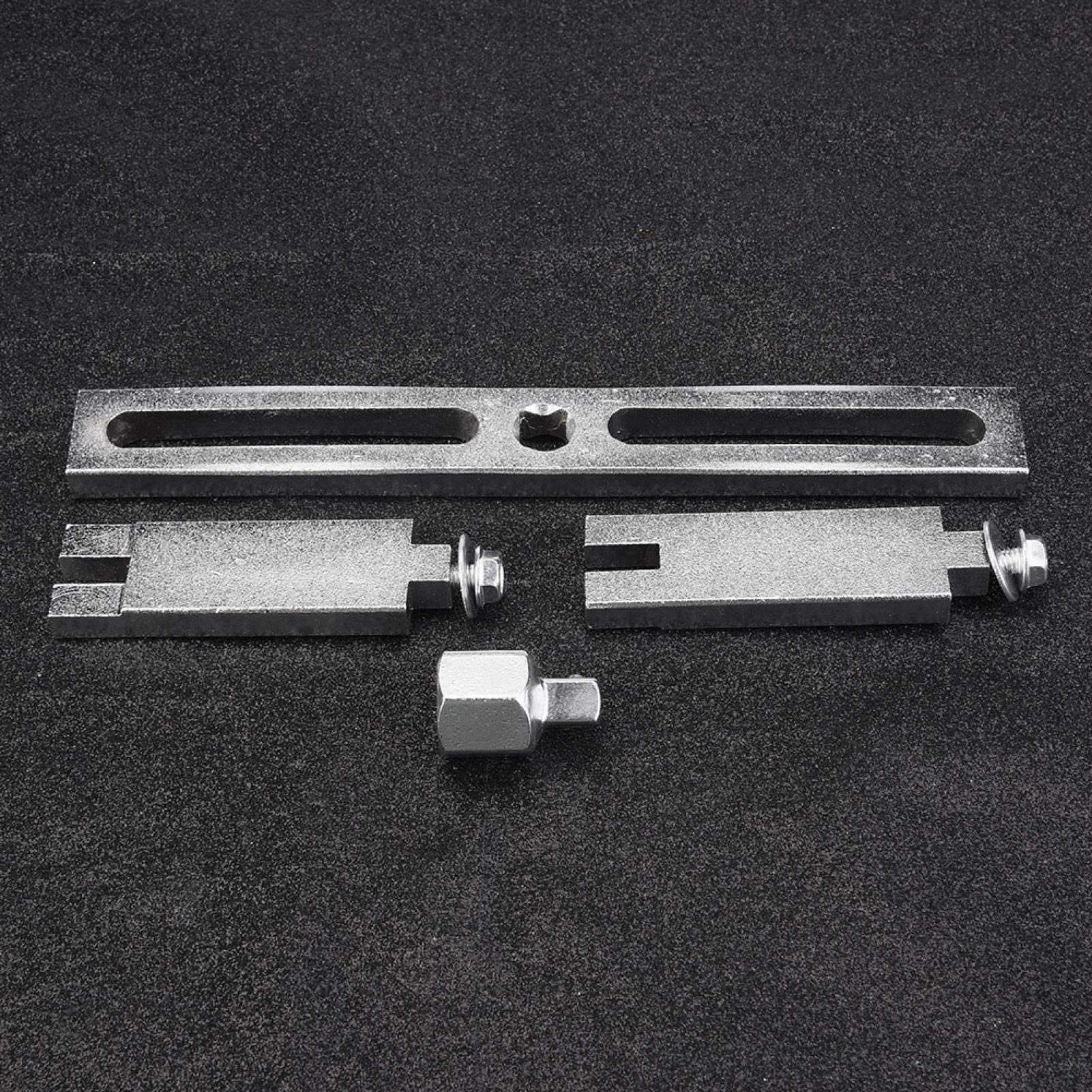 Akozon Clé de couvercle de pompe, clé universelle de réservoir de carburant outil de démontage de bouchon de carburant réglable pour outil de retrait de clé de couvercle de pompe de voiture