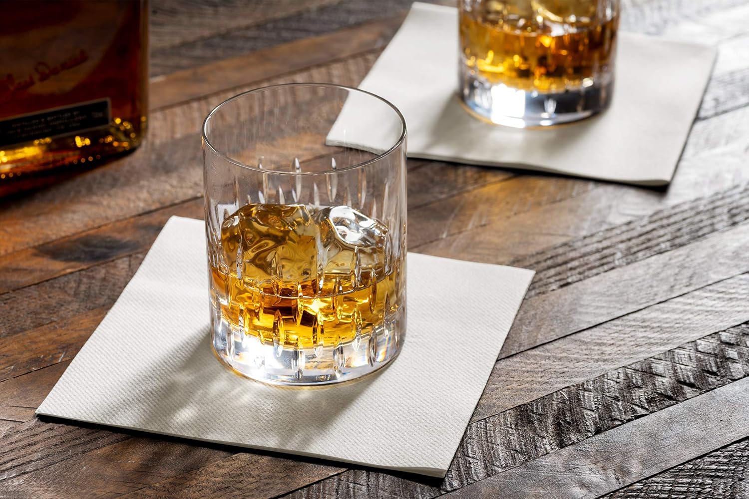 BloominGoods Disposable Linen-Feel Dessert and Beverage Napkins - Made In USA, Soft and absorbant cocktail Paper Napkins For Bar, Restaurant, Café, wedding Or Parties (200-Pack) - Image 2