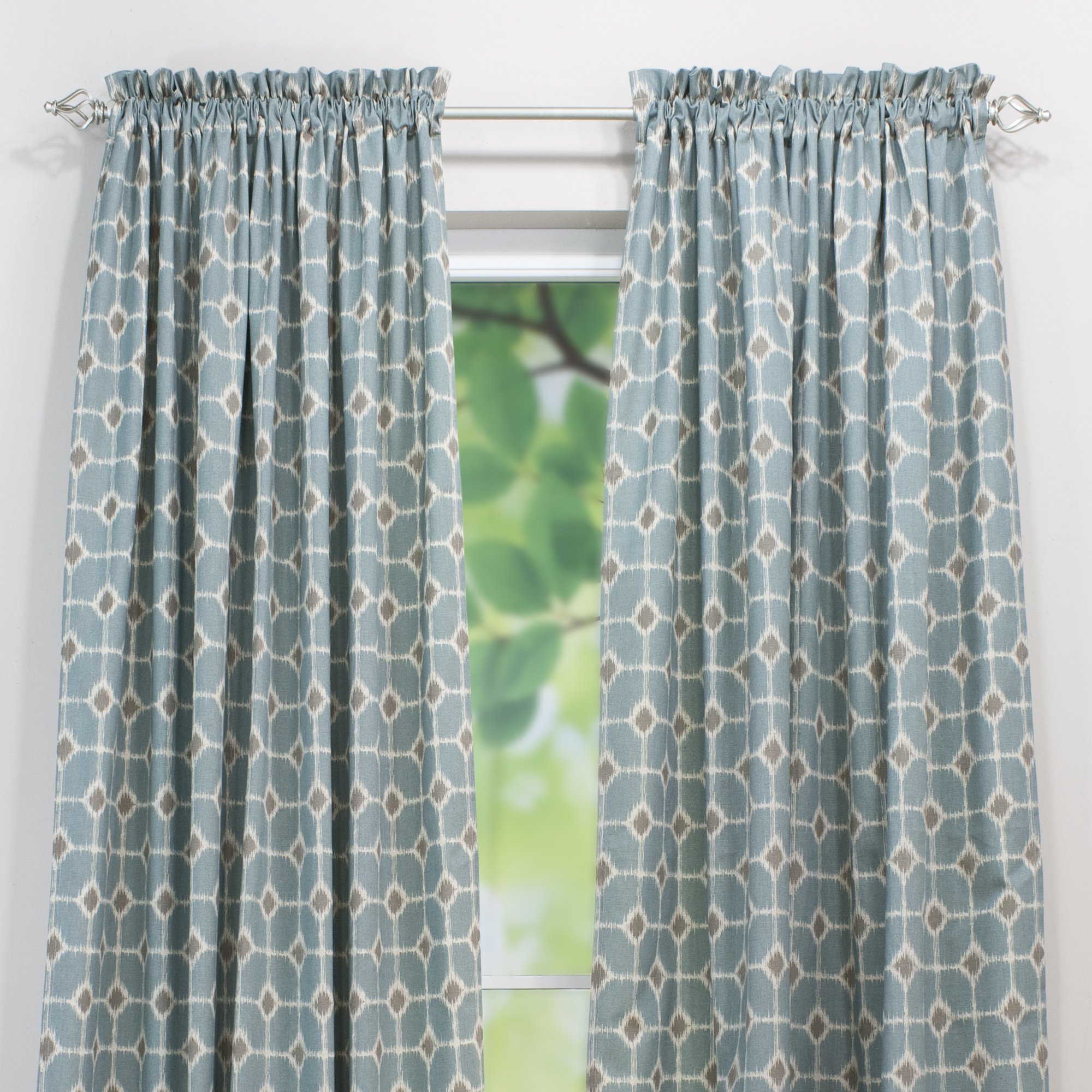 Brite Ideas Living & Company Sofie Cadet Linen 54 by 96-Inch Rod Pocket Curtain Panel for 1.5 to 2-Inch Rod