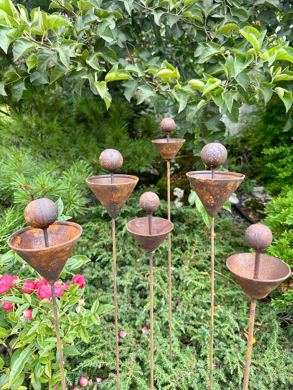 Rusty Metal Flower Garden Stakes - Set of 6 - Rustic Outdoor Decor, Bee Water Station