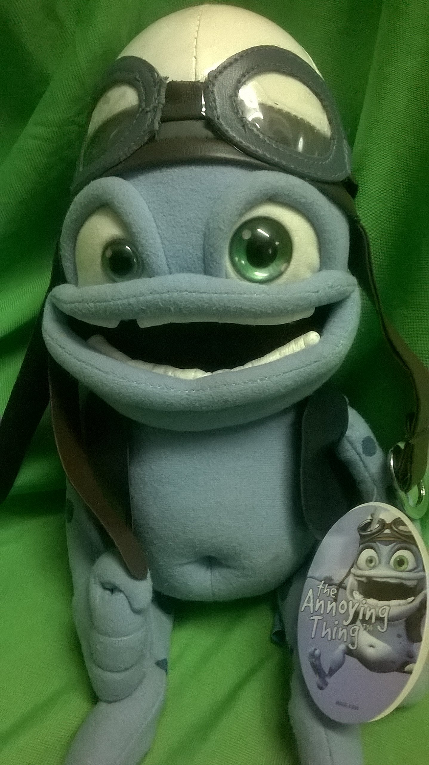 くうぅ Vivid 90094 – Pelüş Crazy Frog ile zil : Amazon.com.tr: Evcil