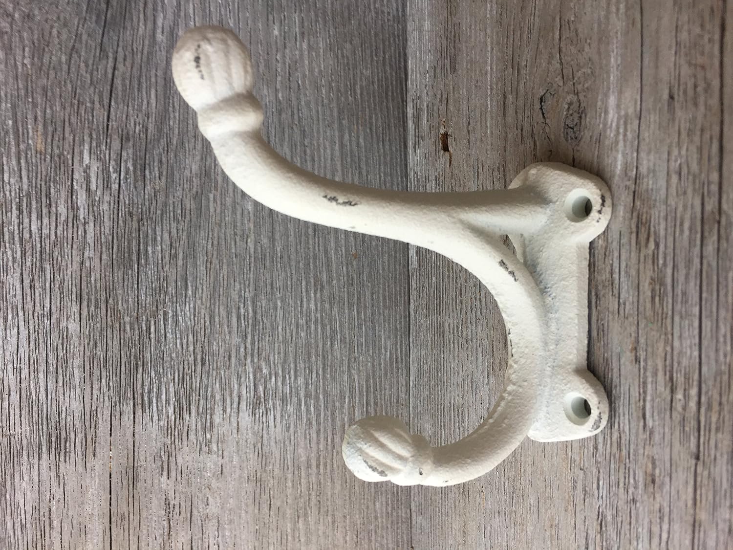 BI02DT4431W Antique Old English White Shabby Chic Coat