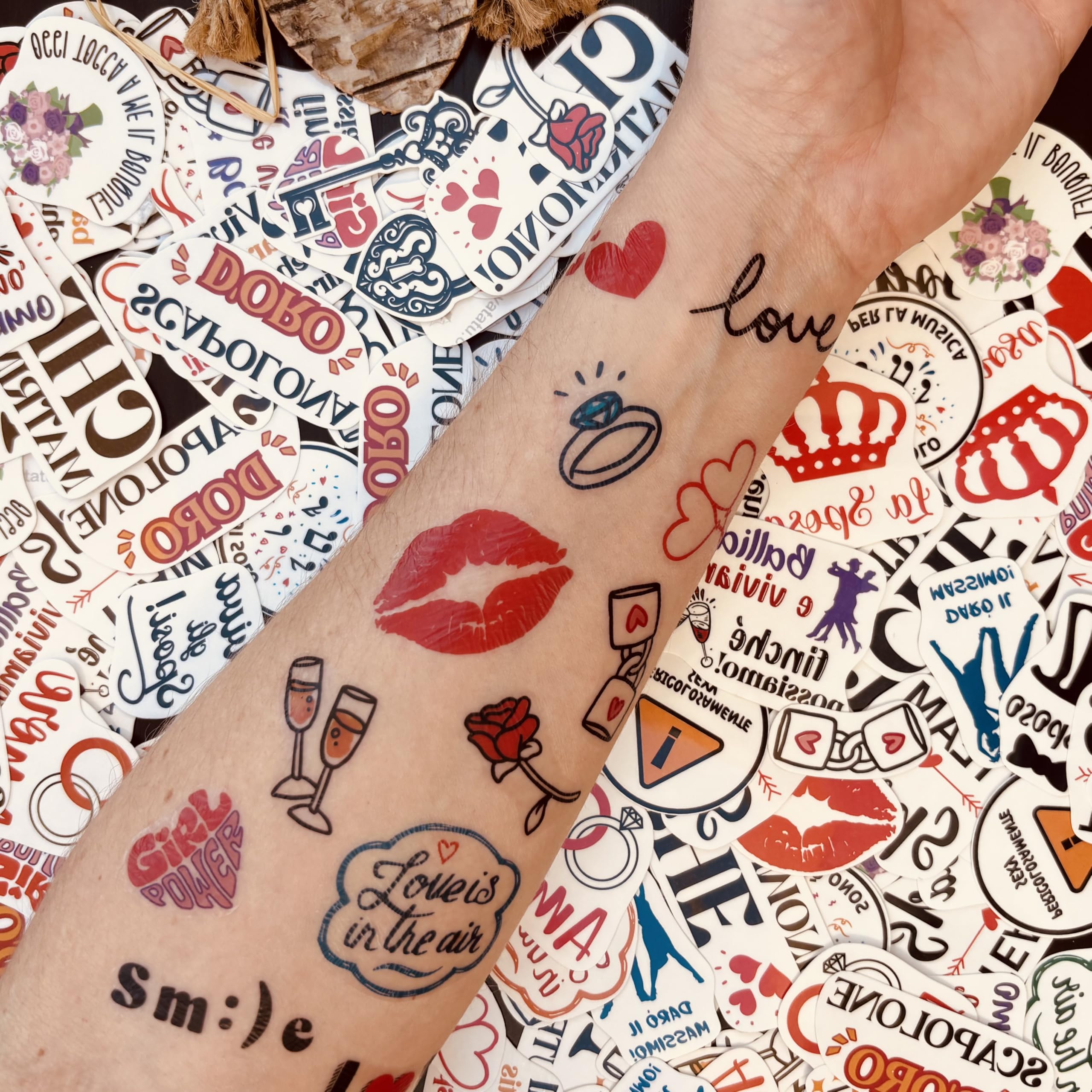 Yatatu - Over 130 Temporary Tattoos for Weddings with Various Designs - Individual Pieces Ready to Use (Italian version)