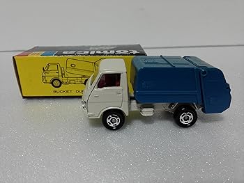 Amazon.co.jp: 絶版トミカ 黒箱 №36 いすゞエルフ 清掃車 クレイジー