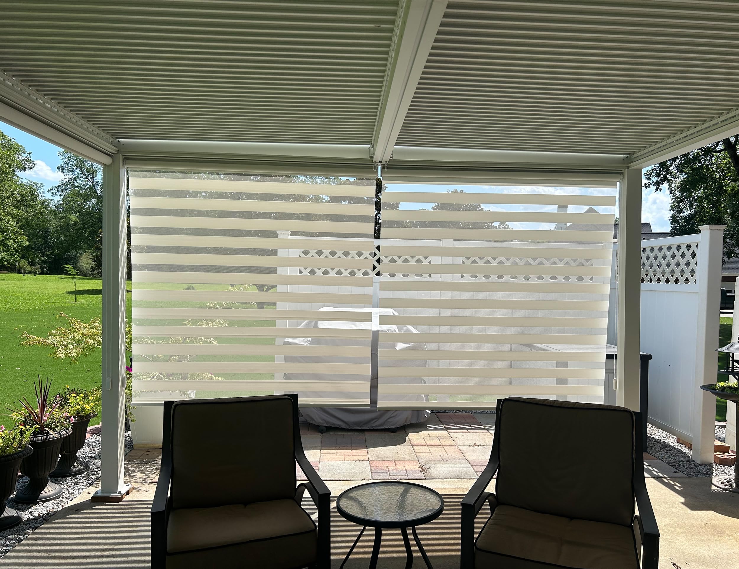PURPLE LEAF Lamellenpergola Zubehör BY-AS, 2er-Set Außenrollo, für 3 m Graue Lamellenwand, UV-Schutz und Sichtschutz, Aluminiumrahmen und Textil, Stufenlos Einstellbar, Weiß
