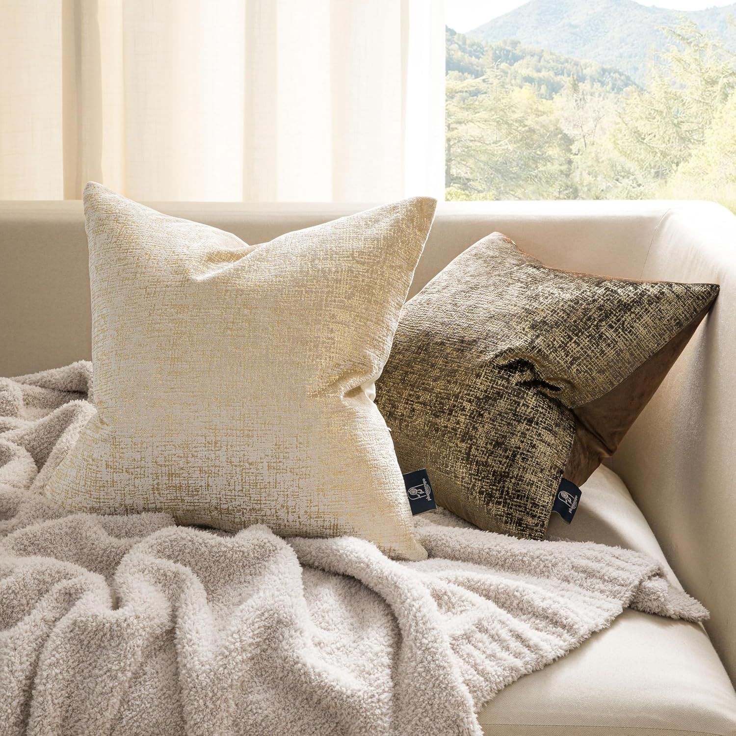 Phantoscope Pack of 2 Sparkling Velvet Geometric-pattern Throw Decorative Pillow Cover Soft Gold Glitter Square Cushion Cover Pillowcase for Couch Bed and Chair, Dark Brown, 20 x 20 inches, 50 x 50 cm