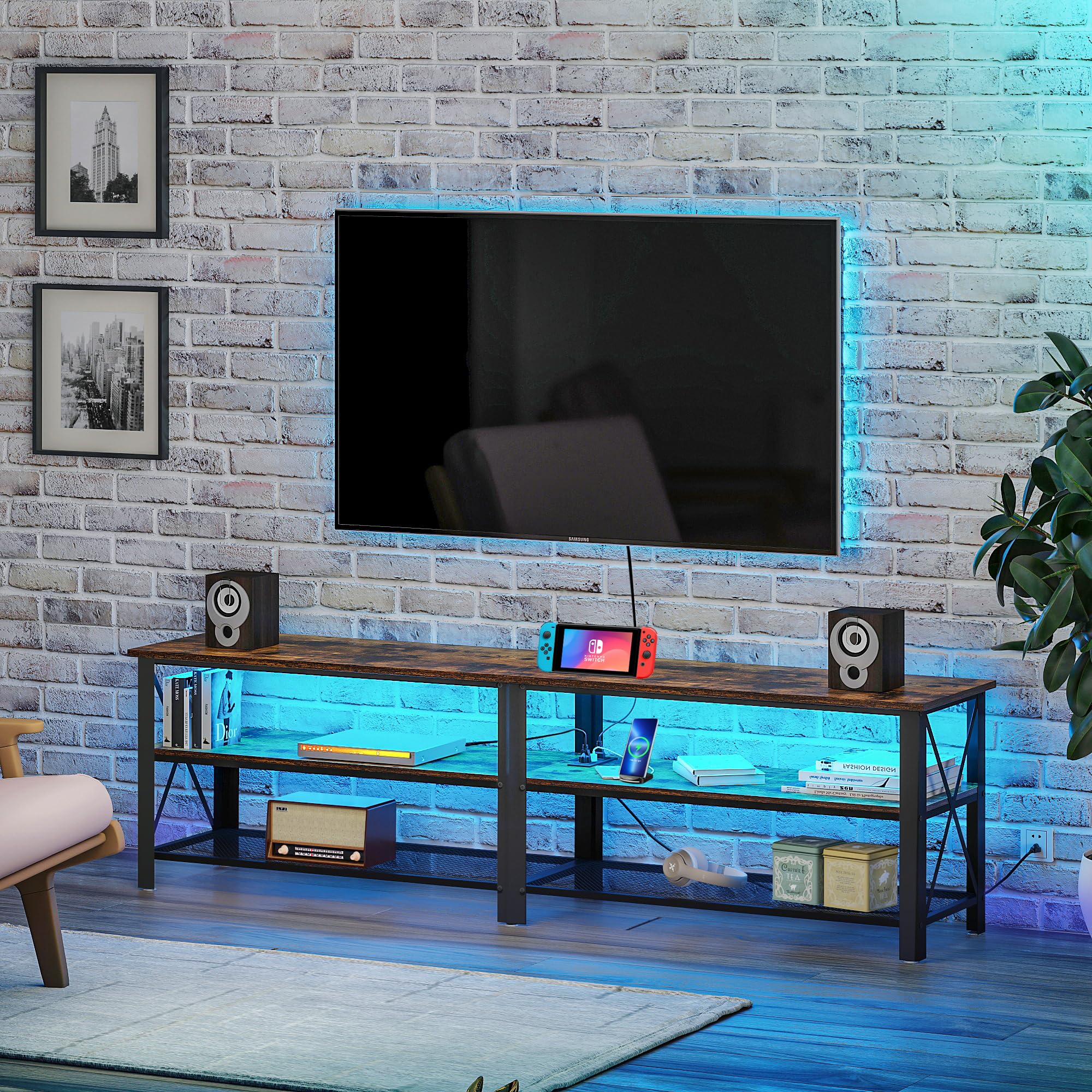 Moderno soporte de TV de metal marrón de 71 pulgadas con luces LED y tomas de corriente para televisores de 50, 60, 65, 70, 75, 80 pulgadas, soportes de televisión de 3 niveles con centro 8