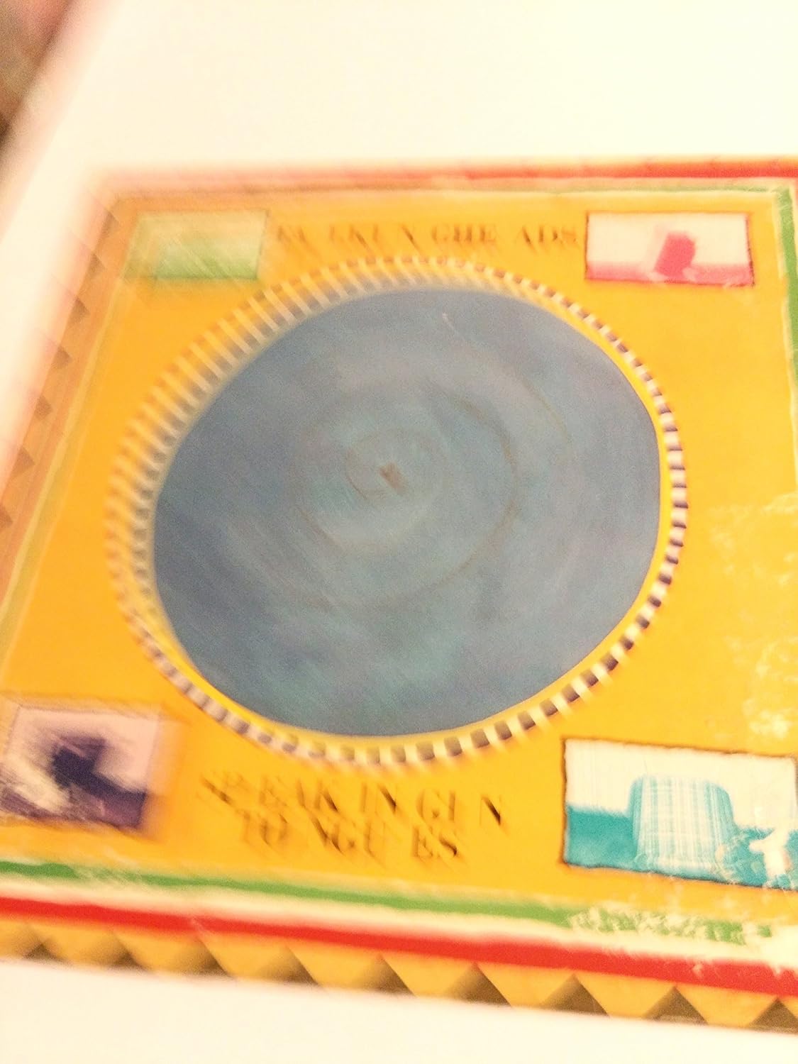 Talking Heads - Speaking In Tongues - Sire - 92-3883-1 por Talking Heads — capa do álbum