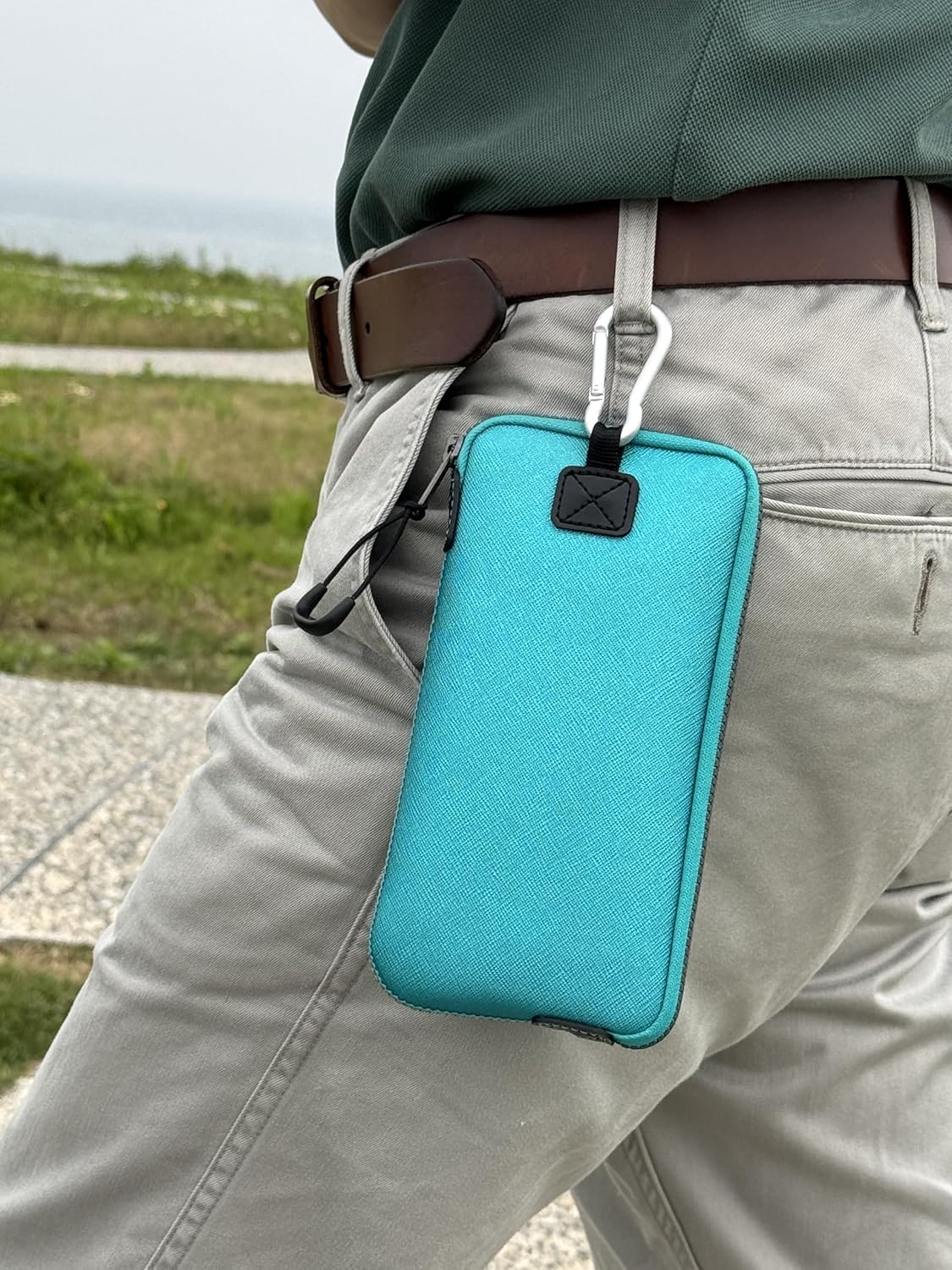 OneJoy Phone Sleeve Lightweight Cell Phone Pouch for Mobile Protection, Slim Fit and Durable, with Clip-on for Easy Carrying, Enough for 6.1" to 6.9" Cellphone [ Blue ]