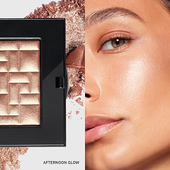 Bobbi Brown Highlighting Powder | Pearl-Infused Highlighter Makeup for Luminous Cheeks and Eyes with Gel-Powder Hybrid Technology | Natural Glow Radiance Booster