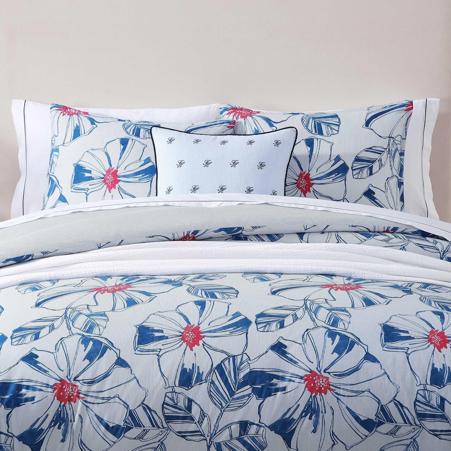 Tommy Hilfiger - Queen Comforter Set, Reversible Floral & Striped Bedding with a Naturally Soft Feel, 3 Piece Bed Set with Matching Pillowcases (Paradise Cove Floral/Rosamond Stripe Blue)