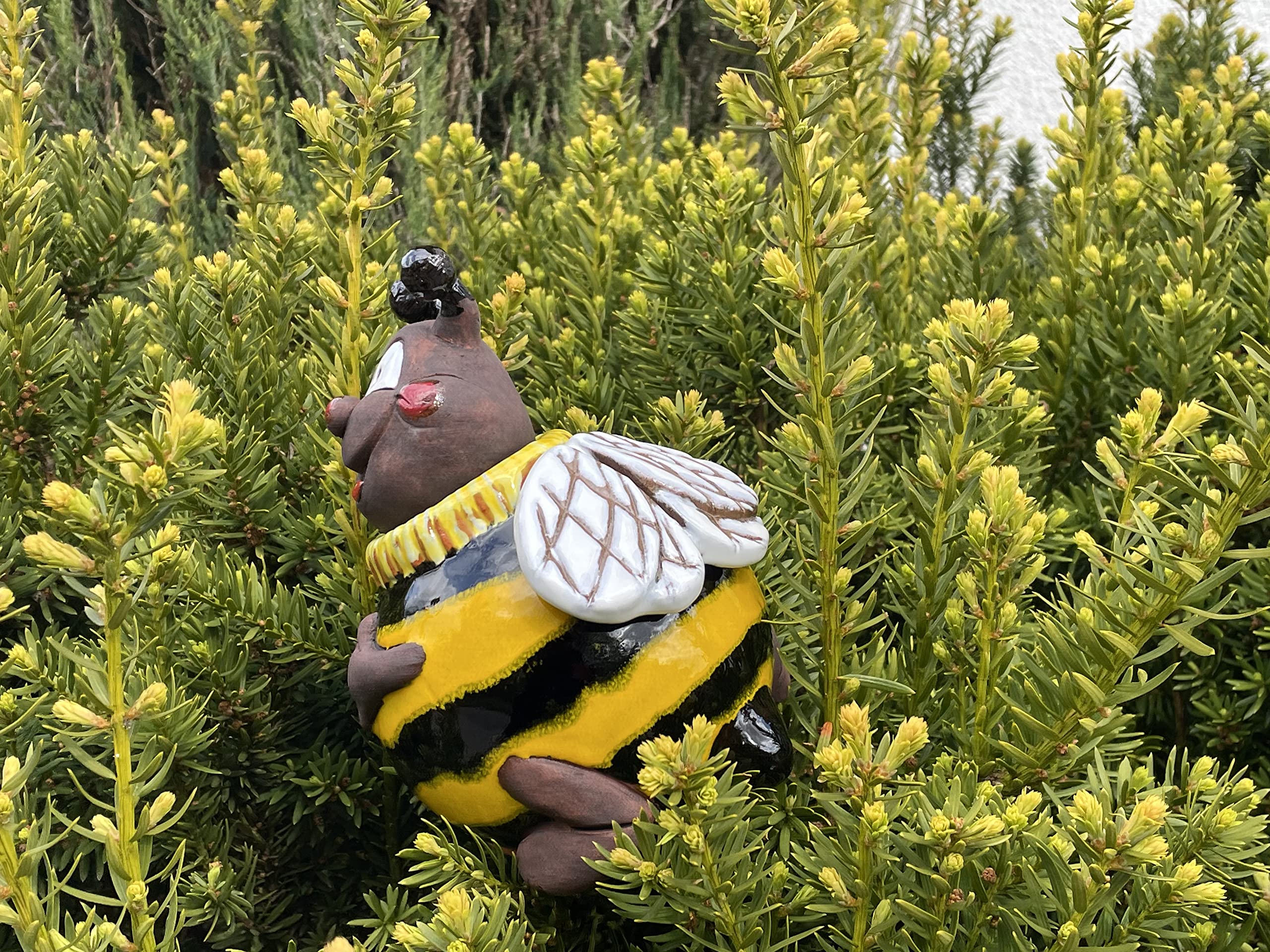 Gartenstecker Keramik Handgefertigt - Gartendeko für Draußen Wetterfest - Garten Deko Keramik - Gartenfiguren & Gartenstatuen - Lustige Hummel