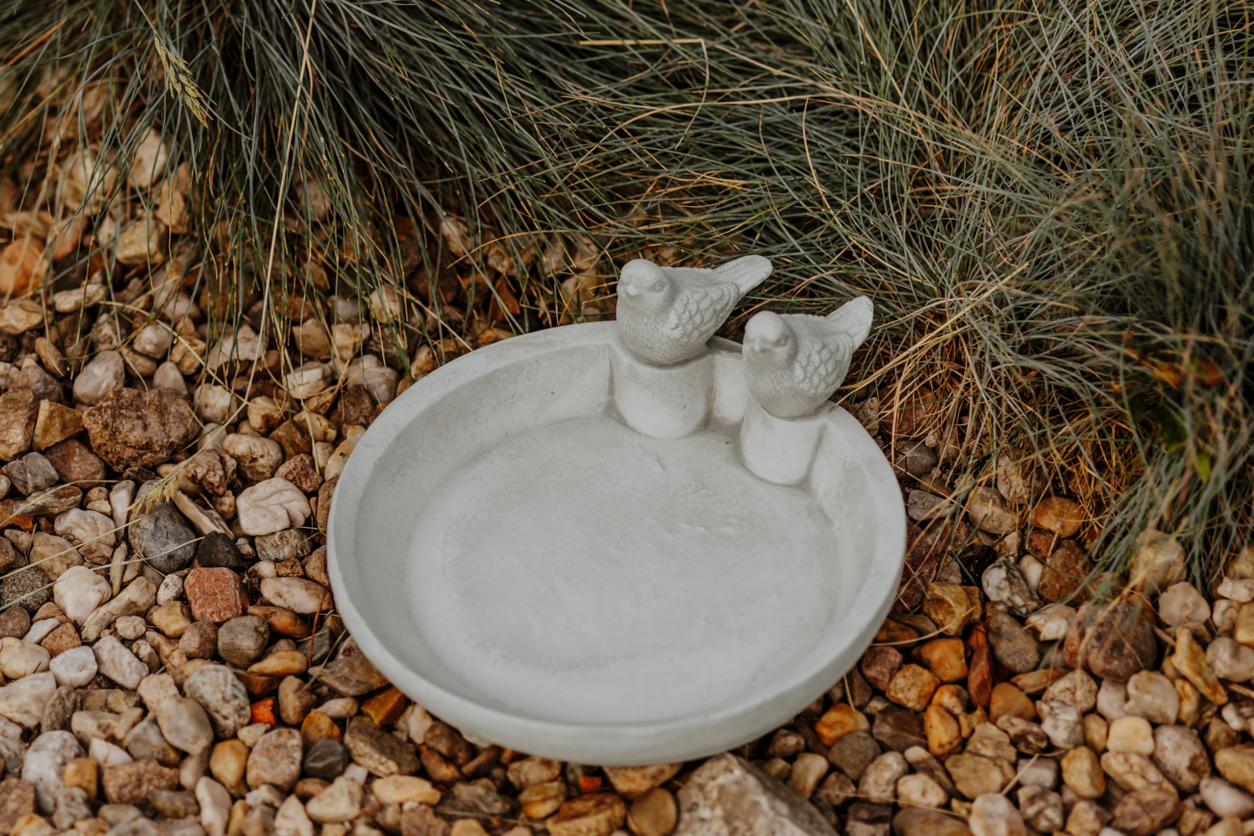 gartendekoparadies.de Kleine Trinkschale mit Zwei Vögeln, H. 10 cm, 2 kg, Grau, frostsicher aus Steinguss für Außenbereich