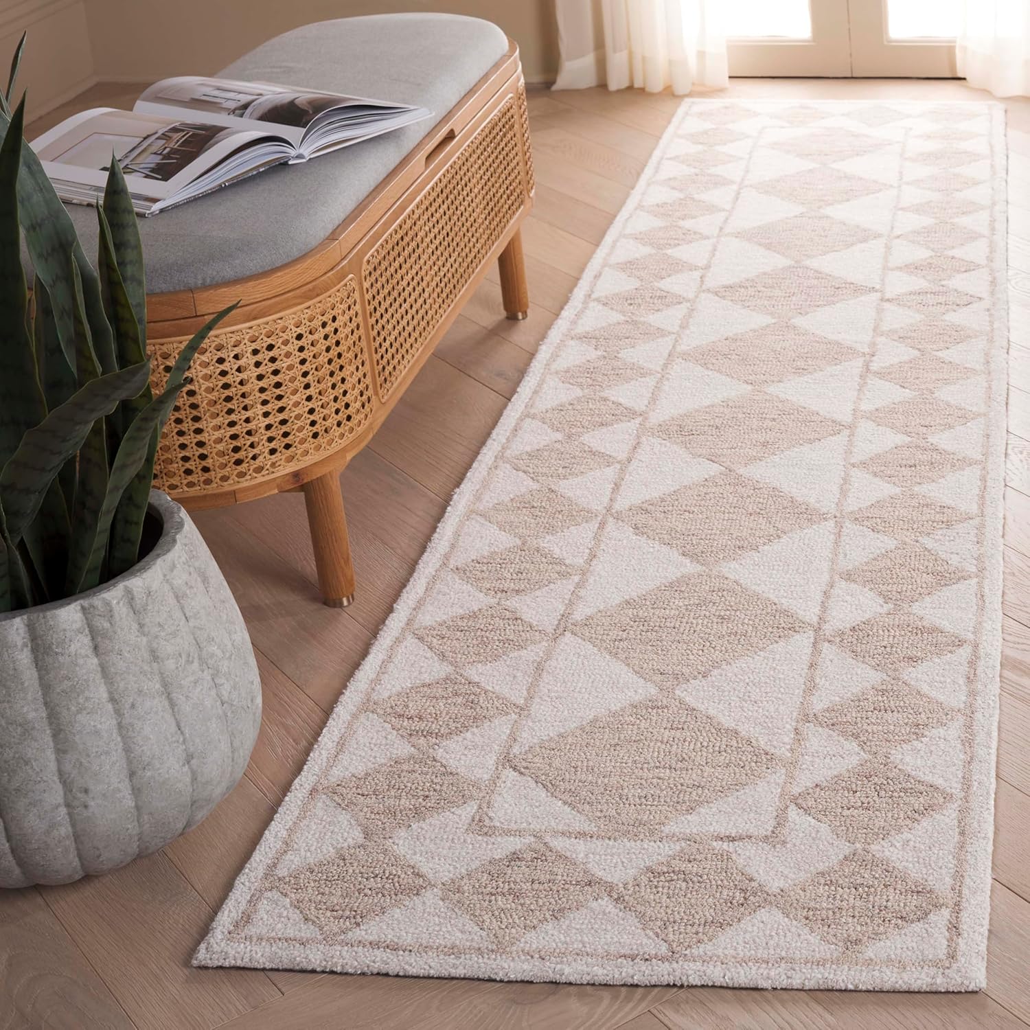 SAFAVIEH Ebony Collection Area Rug - 2'3" x 9' Runner, Light Brown/Ivory, Geometric Design, Ideal for High Traffic Areas in Living Room, Bedroom, Dining (EBN122T)