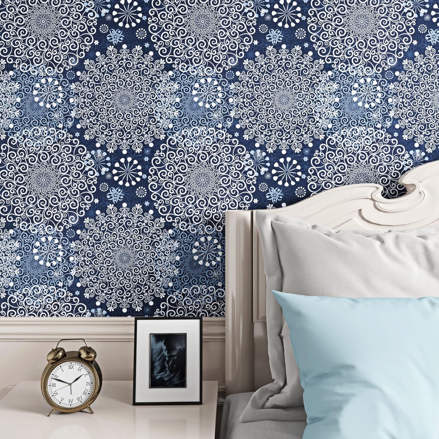 17.5in×39ft Blue White Wallpaper Peel and Stick Boho Floral Contact Paper for Cabinets Drawers Walls Bohemian Removable Wallpaper for Bedroom Bathroom Navy Blue Self Adhesive Wall Paper