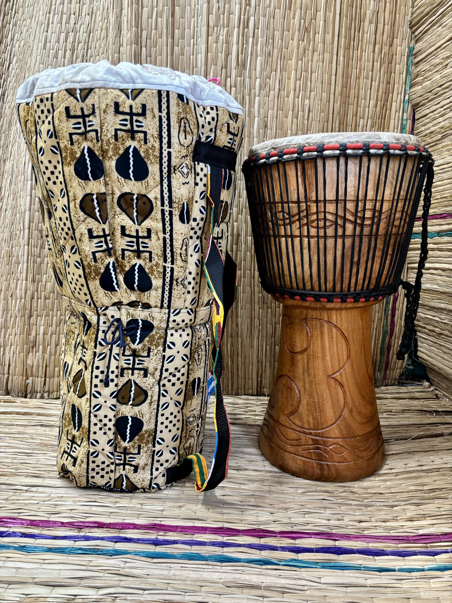 Tamburo djembe africano con 3 piccoli strumenti gratuiti – testa da 33 cm, altezza 65 cm
