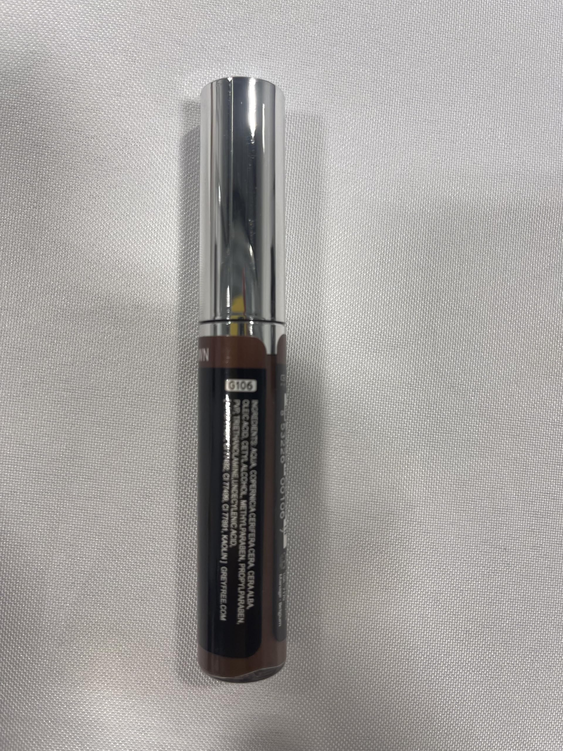 Greyfree Root touch up hair mascara temporary cover conceal gray roots hair lines eyebrows mens mustache and beards Medium-Brown