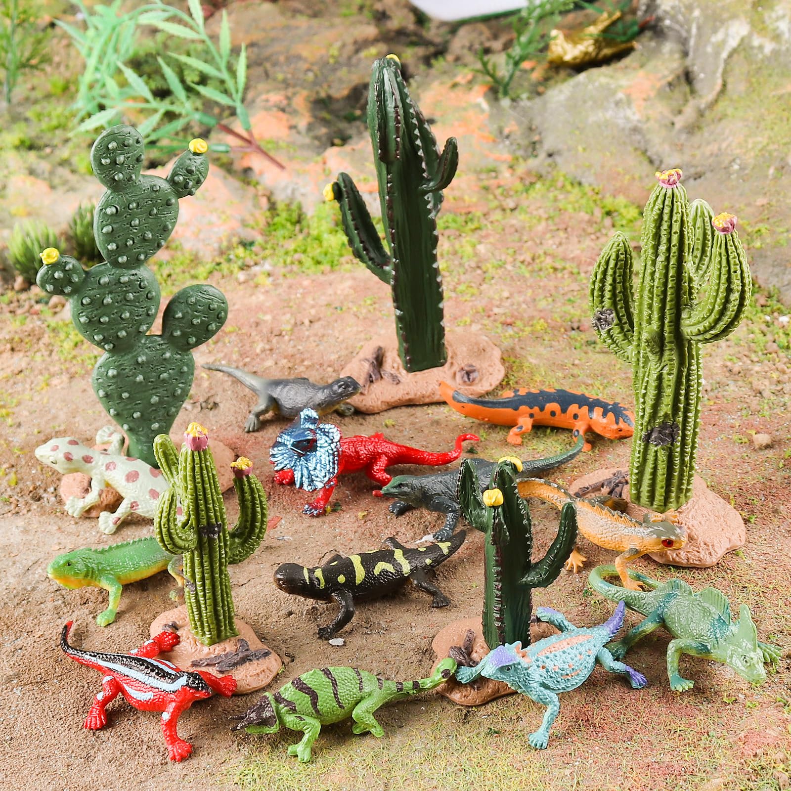 Amazon.com: EOIVSH Desert Animal Figurines Set with Model Cactus -  Artificial Greenery Plant Fake Cacti - Desert Diorama Project - Great for  Sand Table Landscape Scene Accessories Decoration : Home & Kitchen